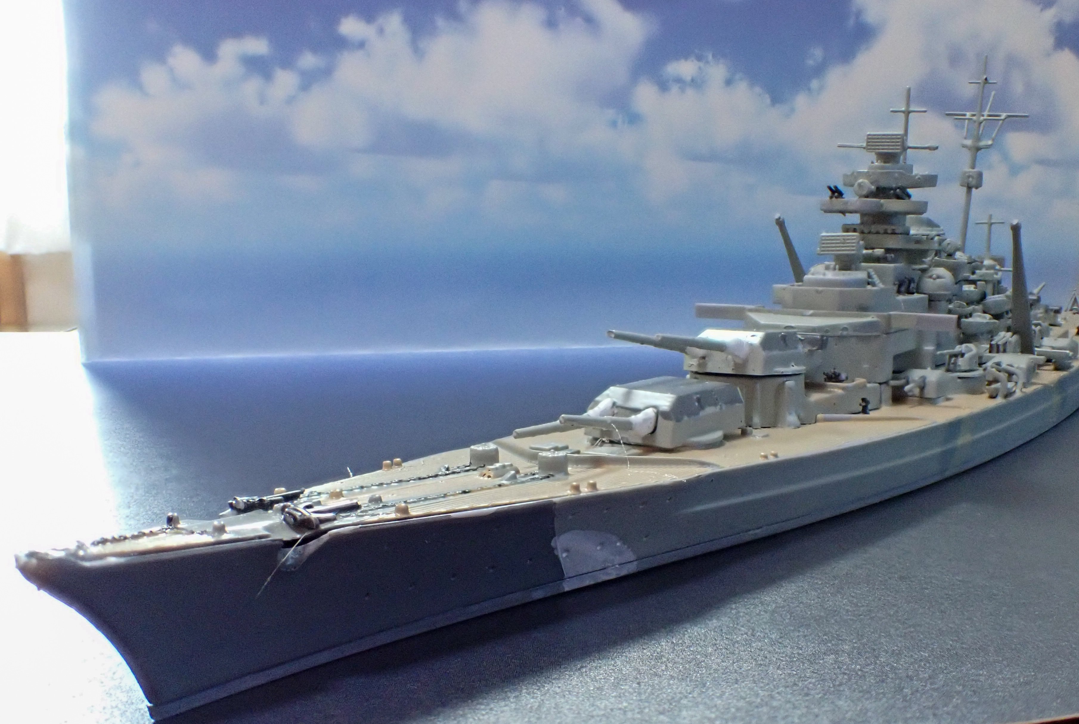 1/700ドイツ戦艦ビスマルク（アオシマ）完成｜セるしうす