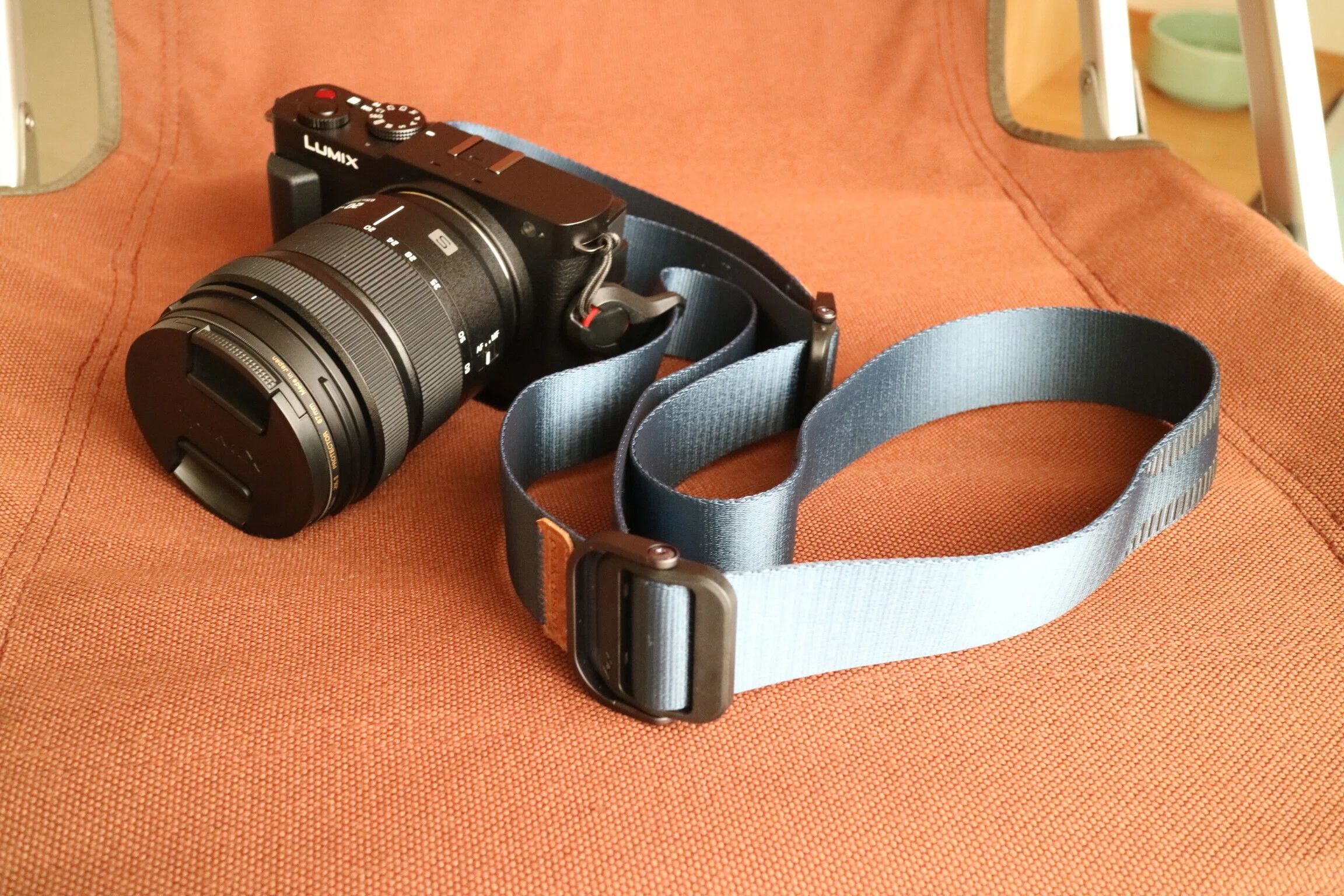 ピークデザイン スライド peakdesign slide lite LUMIX LUMIXS9にピークデザイン スライドライトを付けてみた｜オレソト