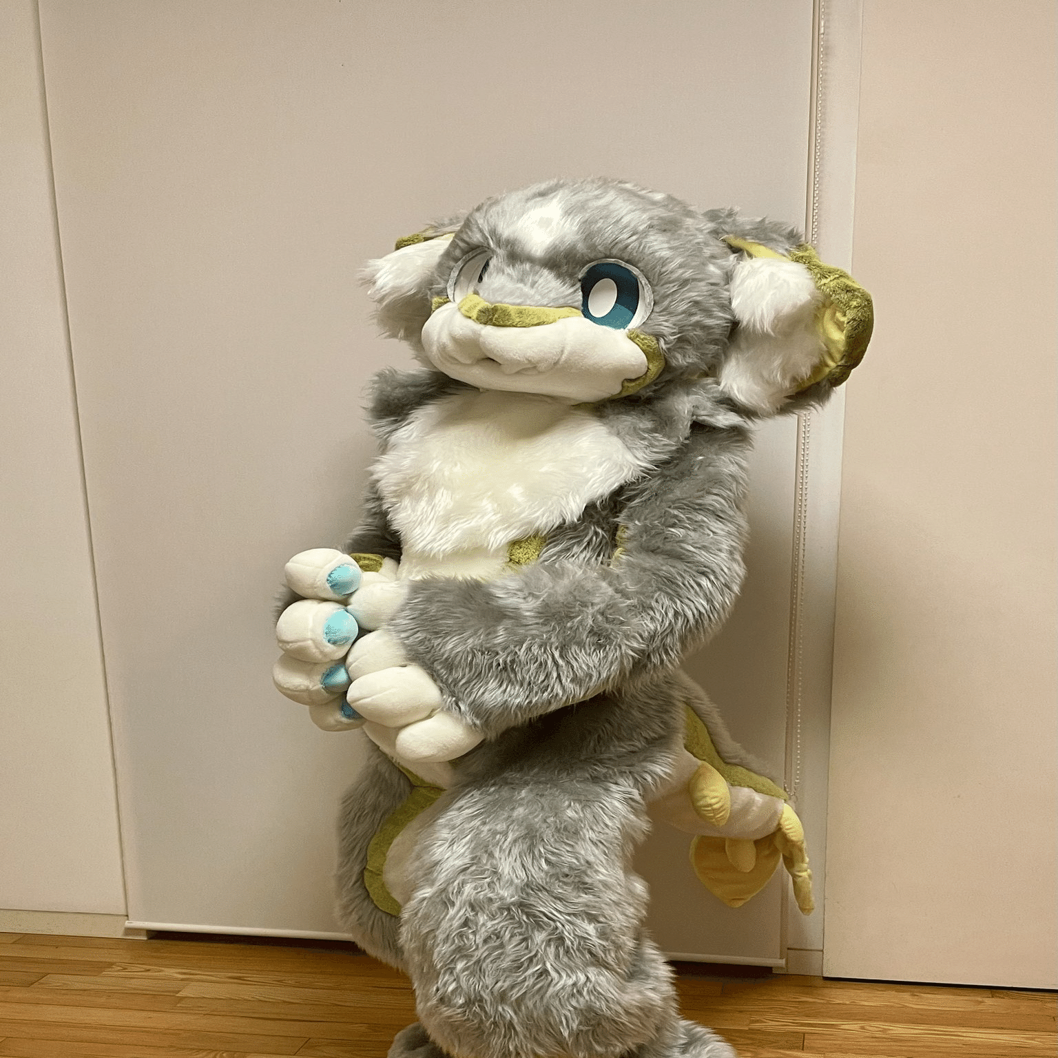 ケモノ着ぐるみ・フルスーツ制作記｜茅屋