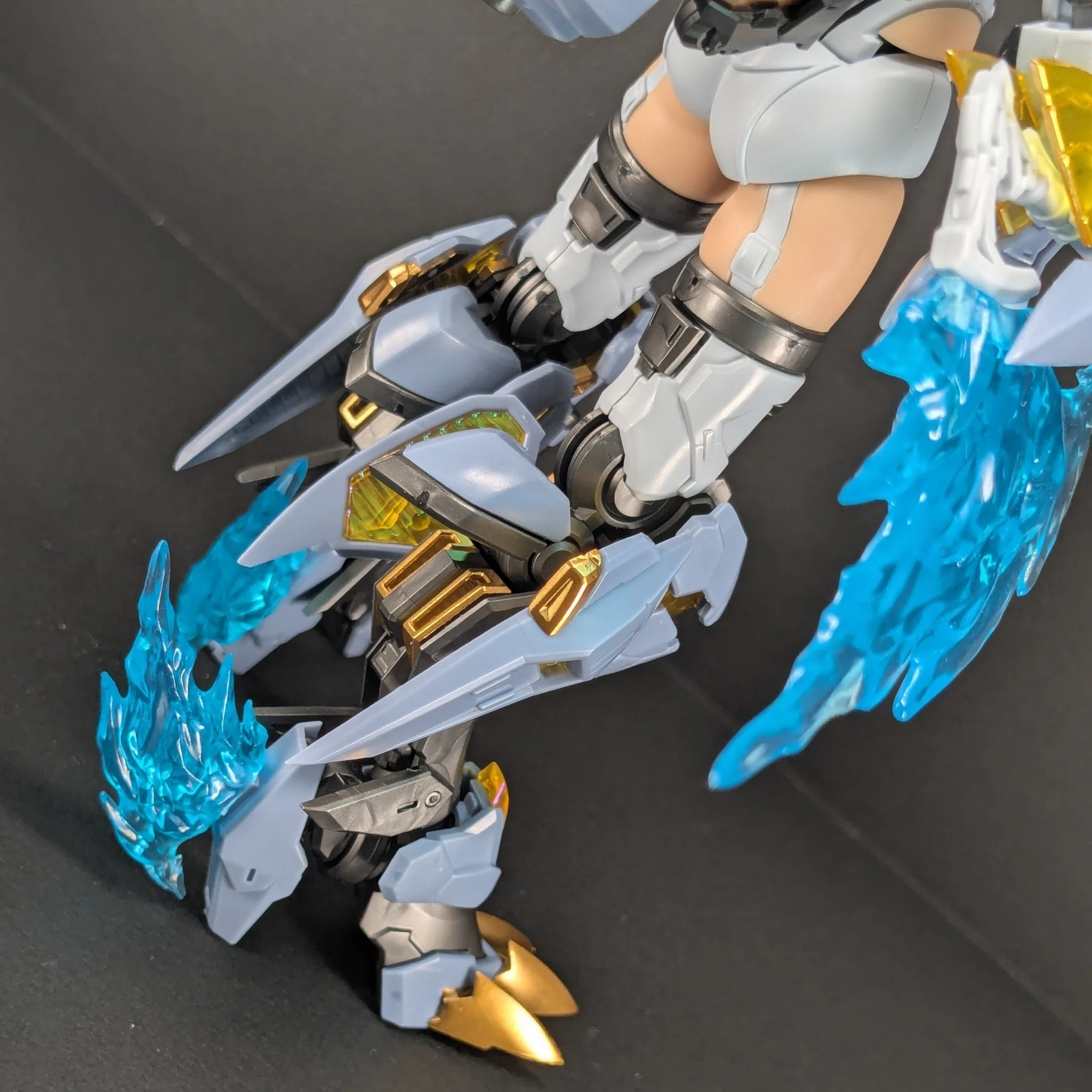CYBER FOREST FANTASY GIRLS MAD WOLF DARKNESS VER プラモデル