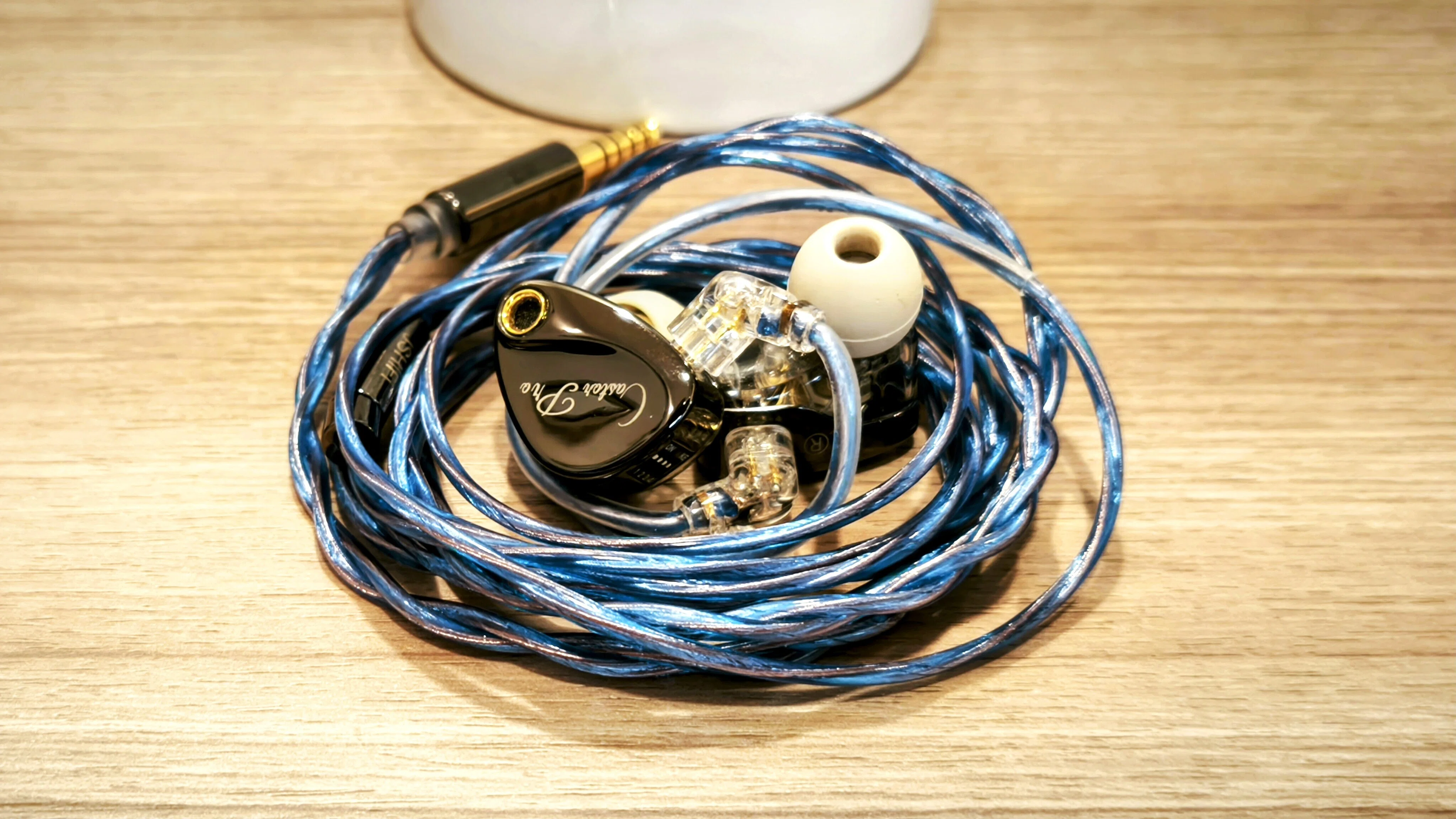 推しの妹が突如デビューしてしまいまして！？ KZ Castor Pro｜あら50りっぷ