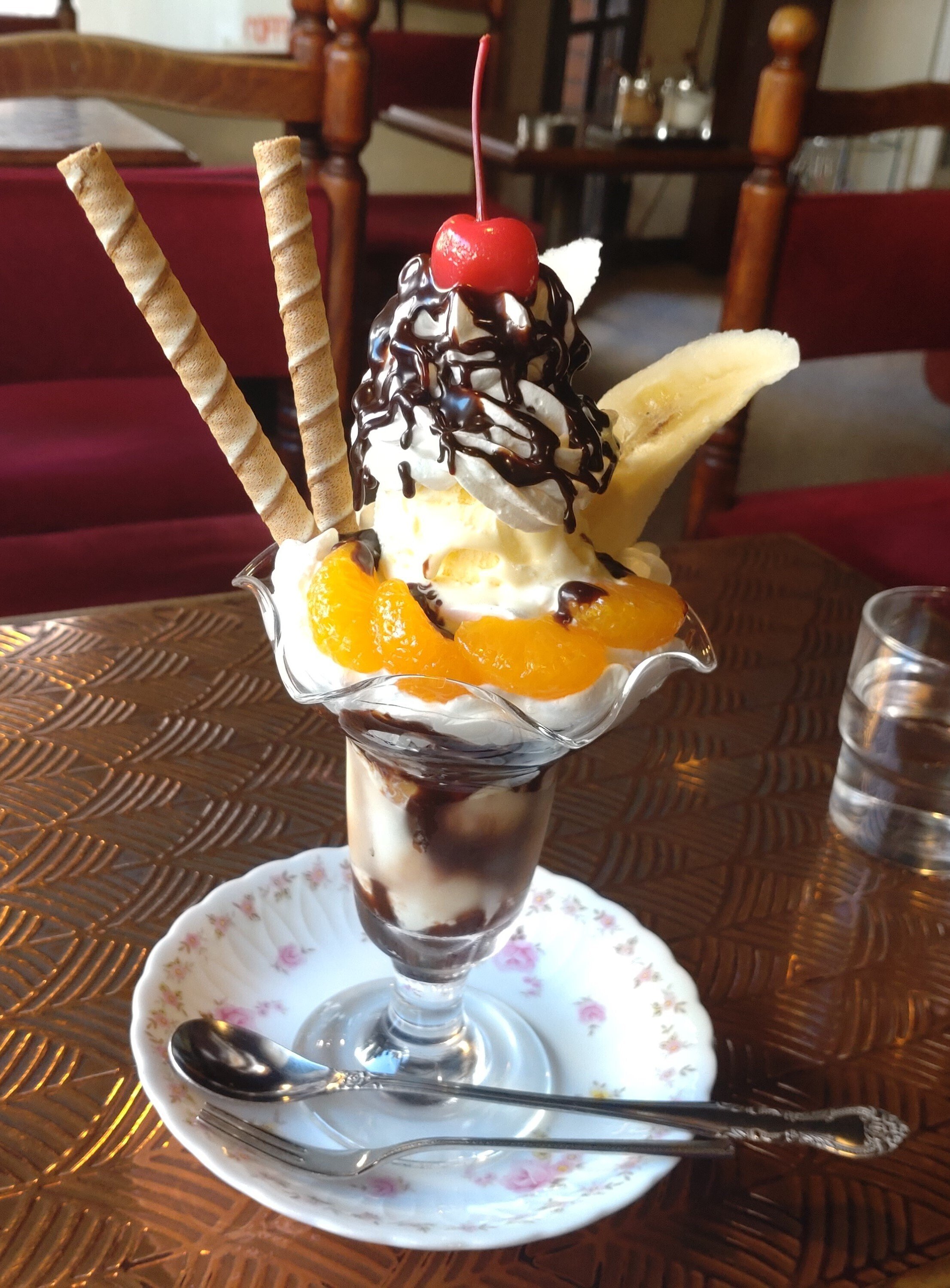 チョコレートパフェ様　〜専用〜 🍦🍫 チョコレートパフェ、ソフトクリームは、 トッピングの