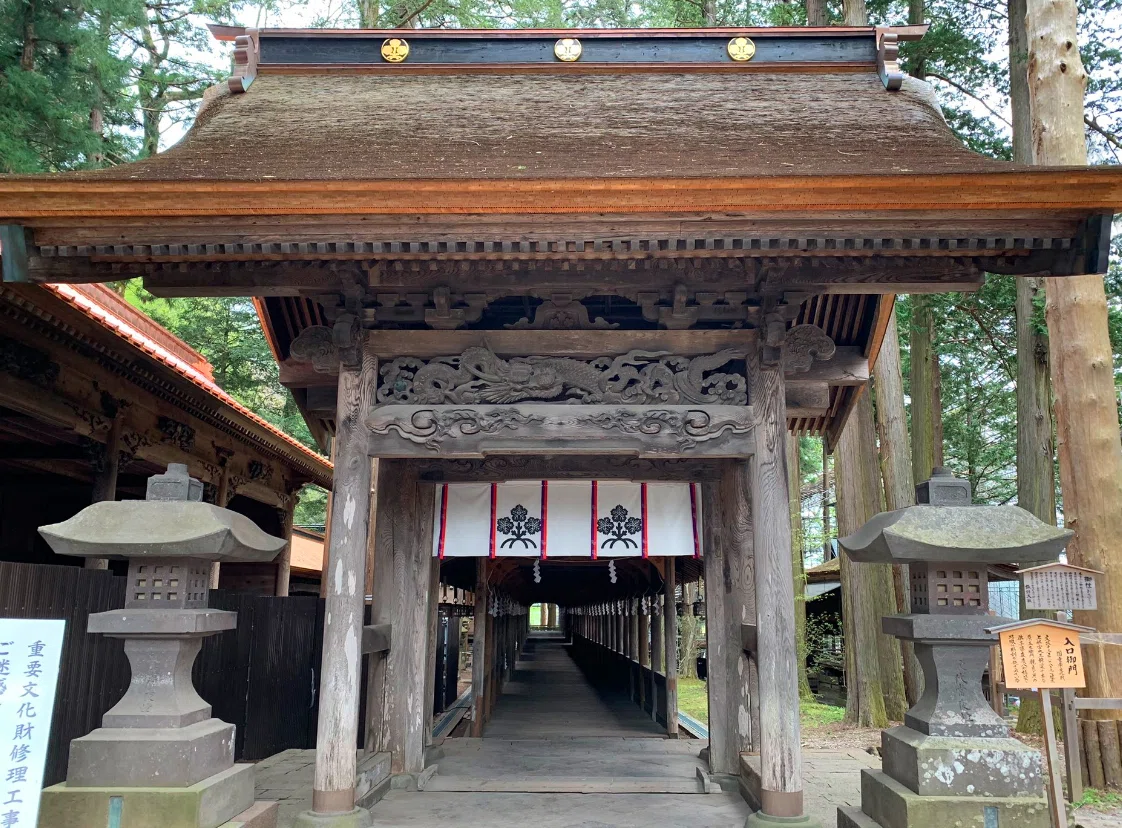 諏訪大社 諏訪の明神さま｜ここは古くからの聖地｜長野県諏訪｜a.n