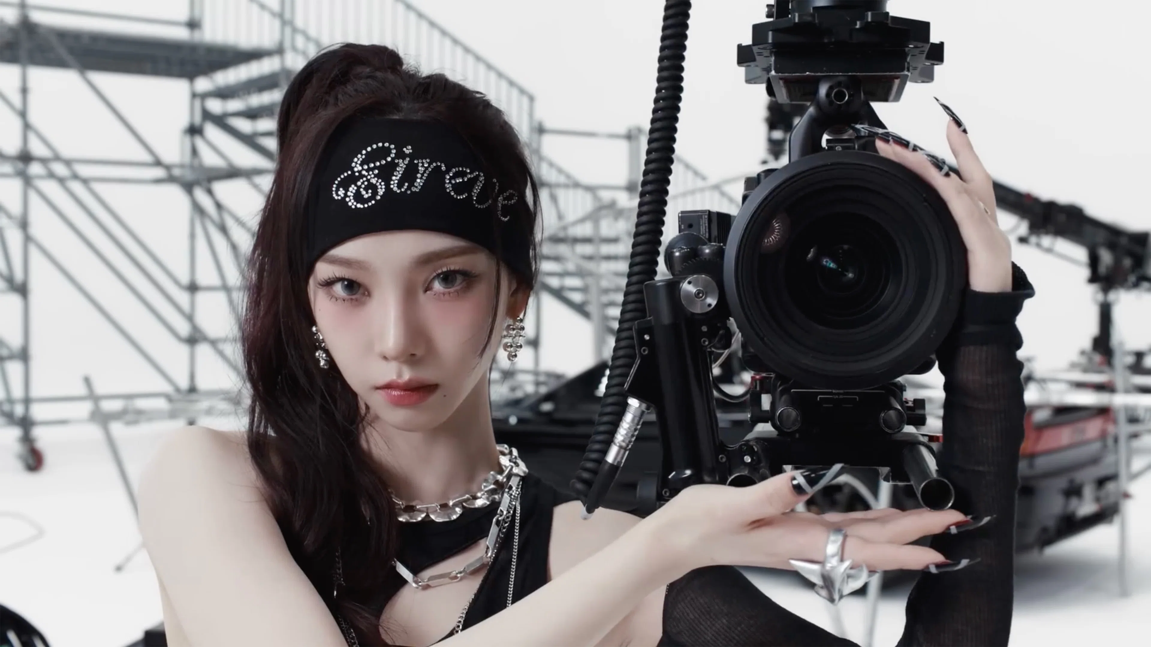 aespa の MV に登場する撮影機材まとめ｜Kaz Ohata