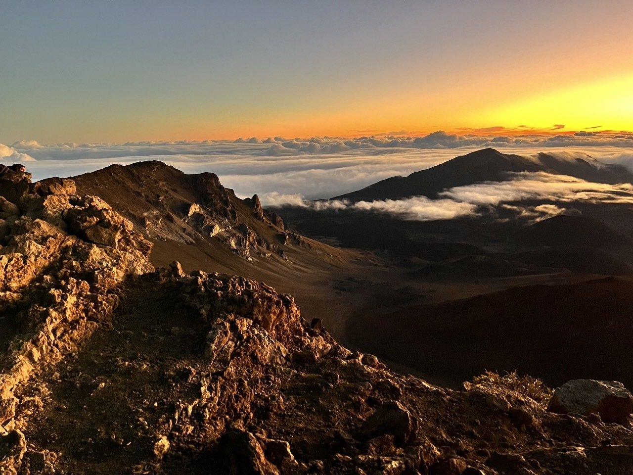 ハレアカラ国立公園からの日の出〜ハワイ旅行記（5）｜たなかともこ