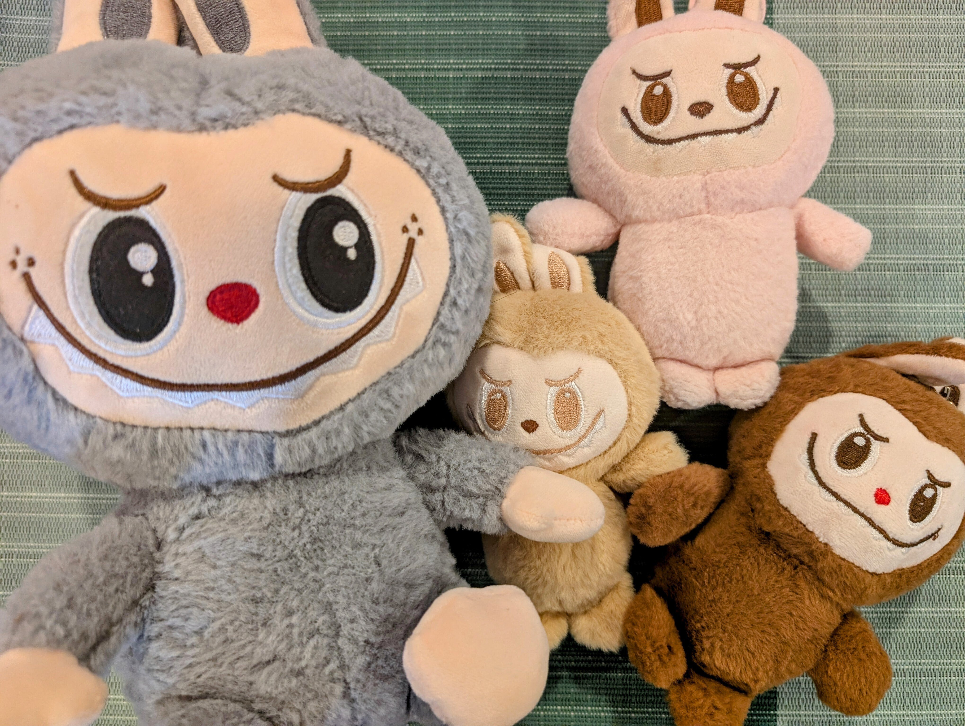 タイでよく見るラブブ（LABUBU）について調べてみた｜Sabaai Dii
