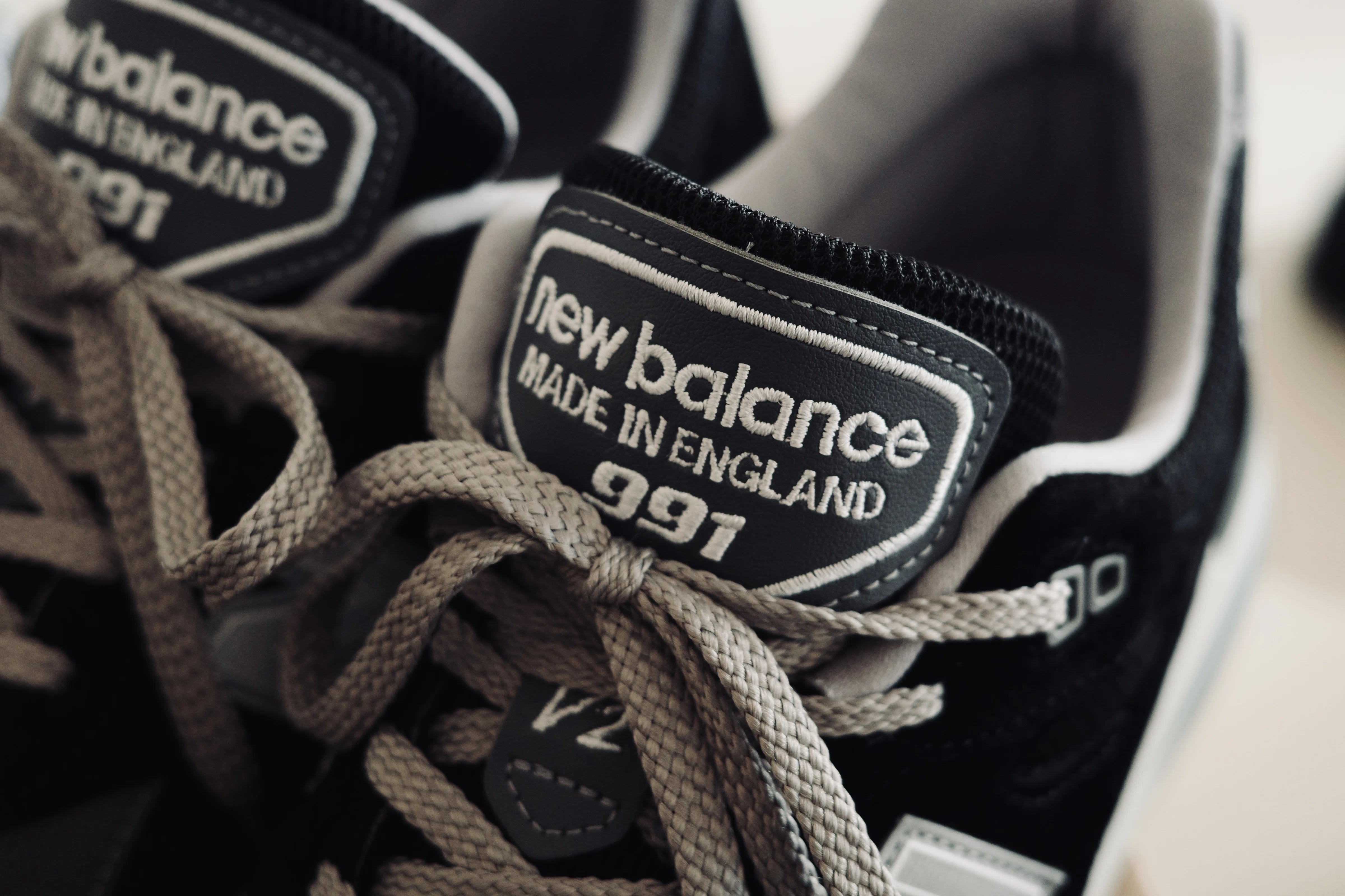 New Balance 991v2（U991BK2）｜金子 洋平