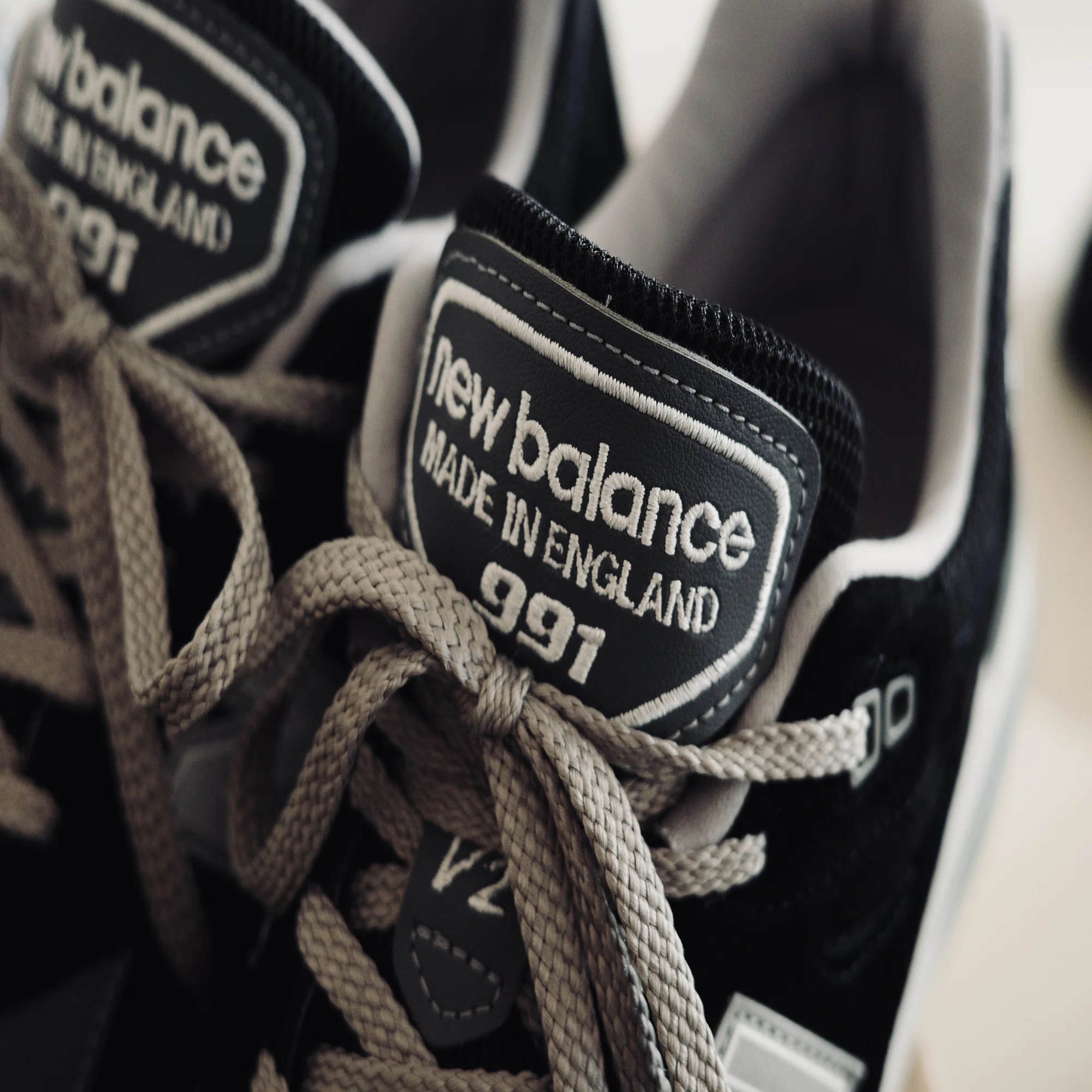 New Balance 991v2（U991BK2）｜金子 洋平