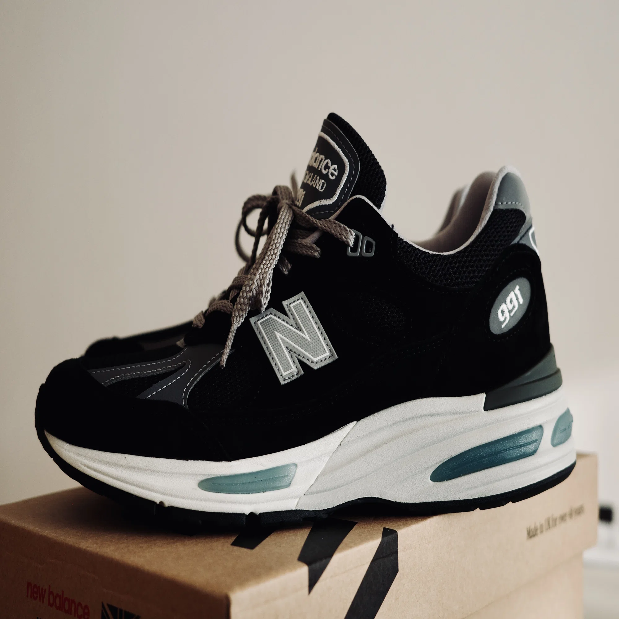 New Balance 991v2（U991BK2）｜金子 洋平