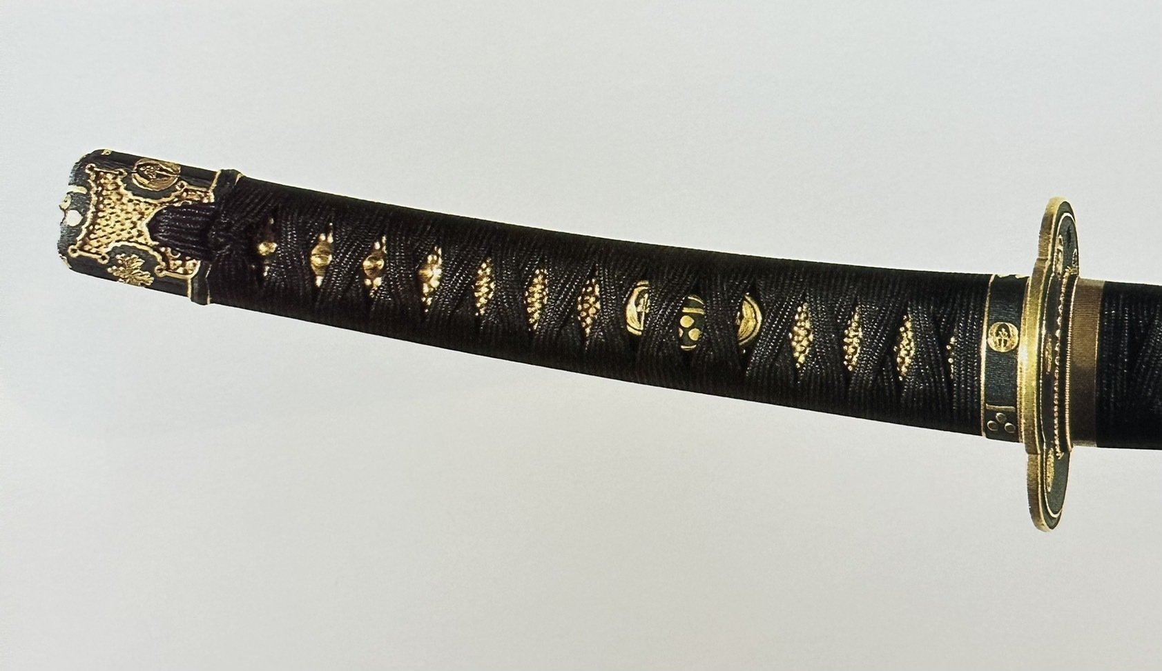 鮫革が金色の拵は桃山～江戸初期｜刀箱師の日本刀ブログ 中村圭佑