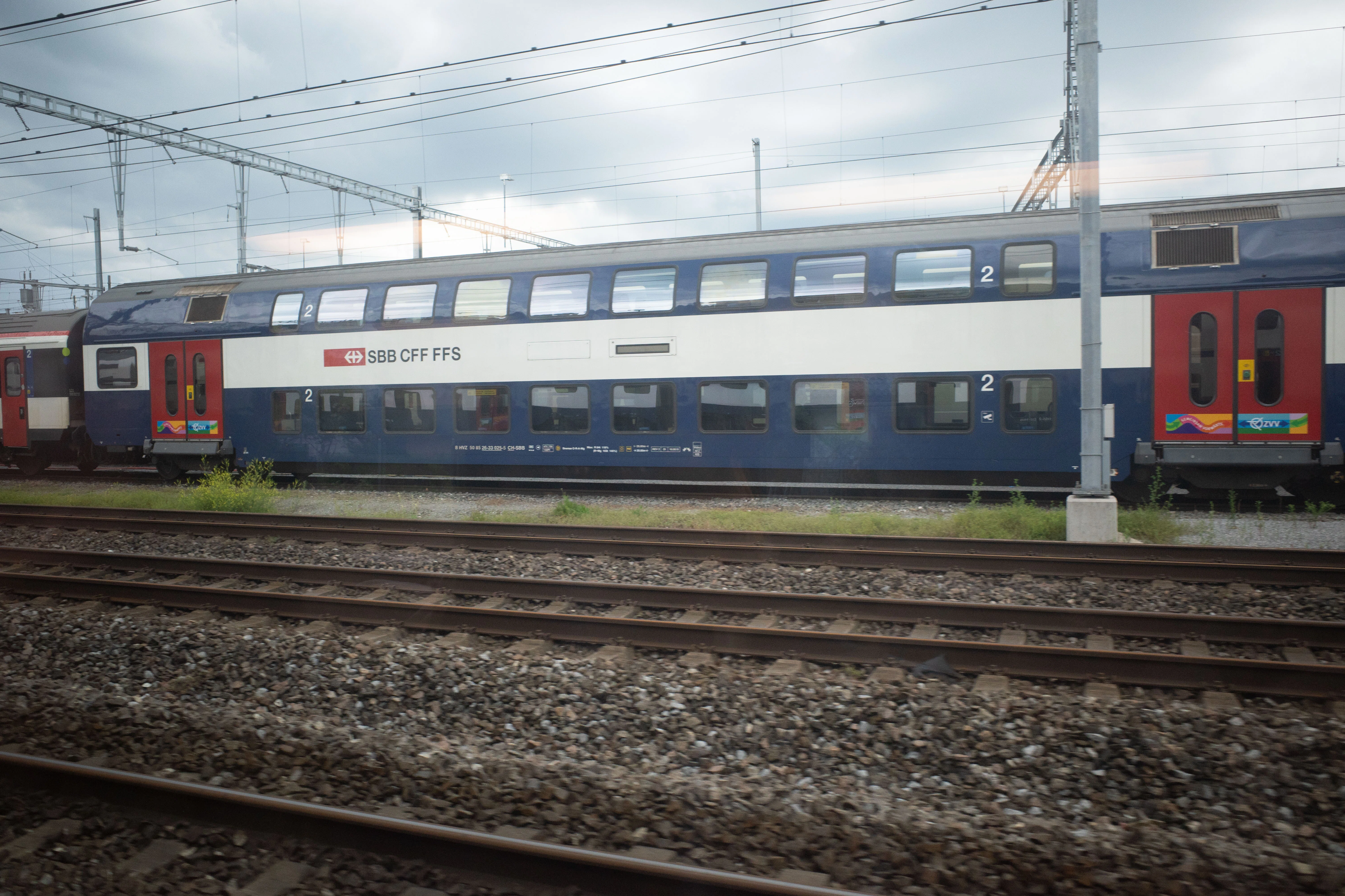 リリプット HO スイス国鉄客車 SBB 1等車 1台、2等車 2台 スイス