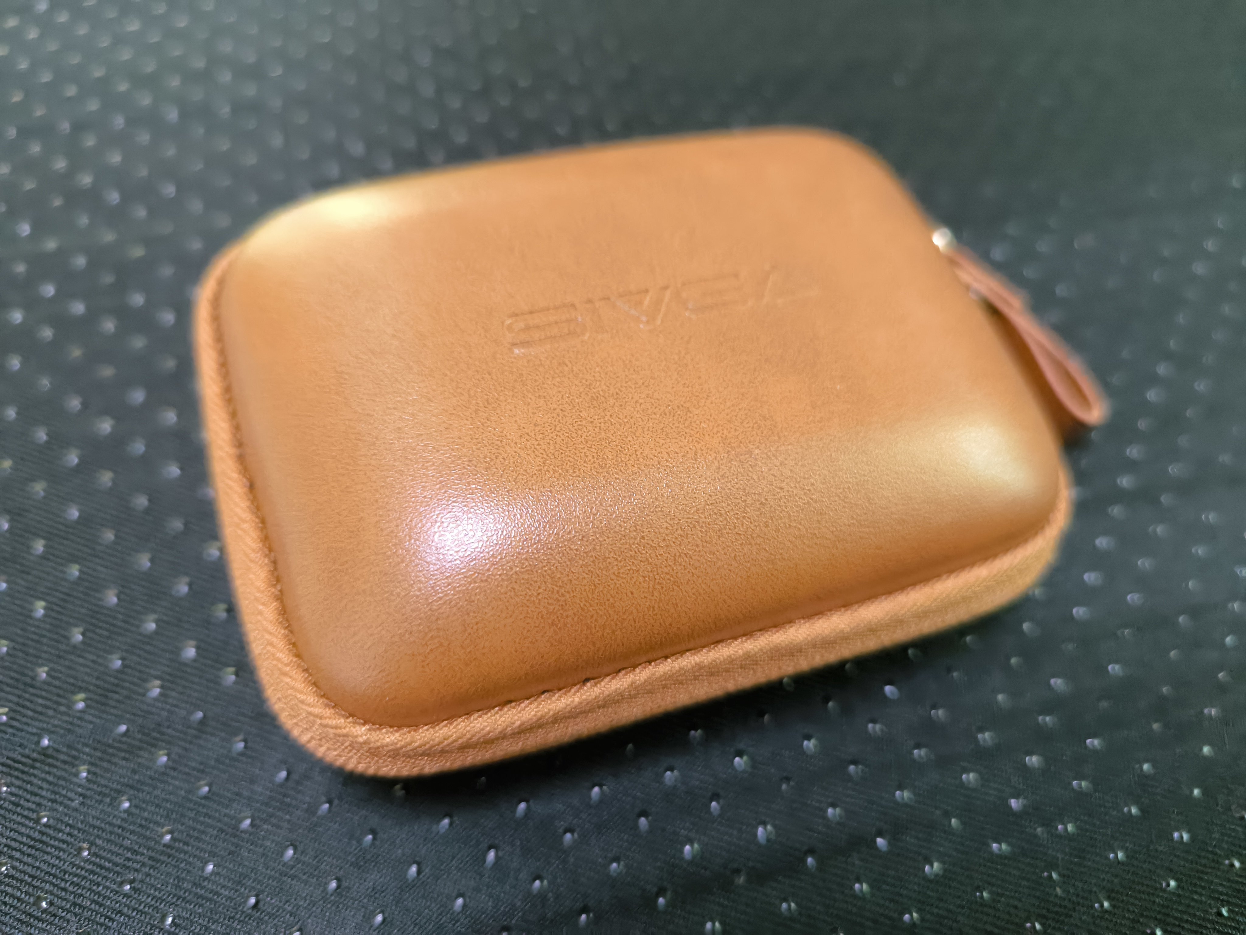 Sivga Que 鵲(かささぎ) イヤホンレビュー。温もりと繊細さと力強さが