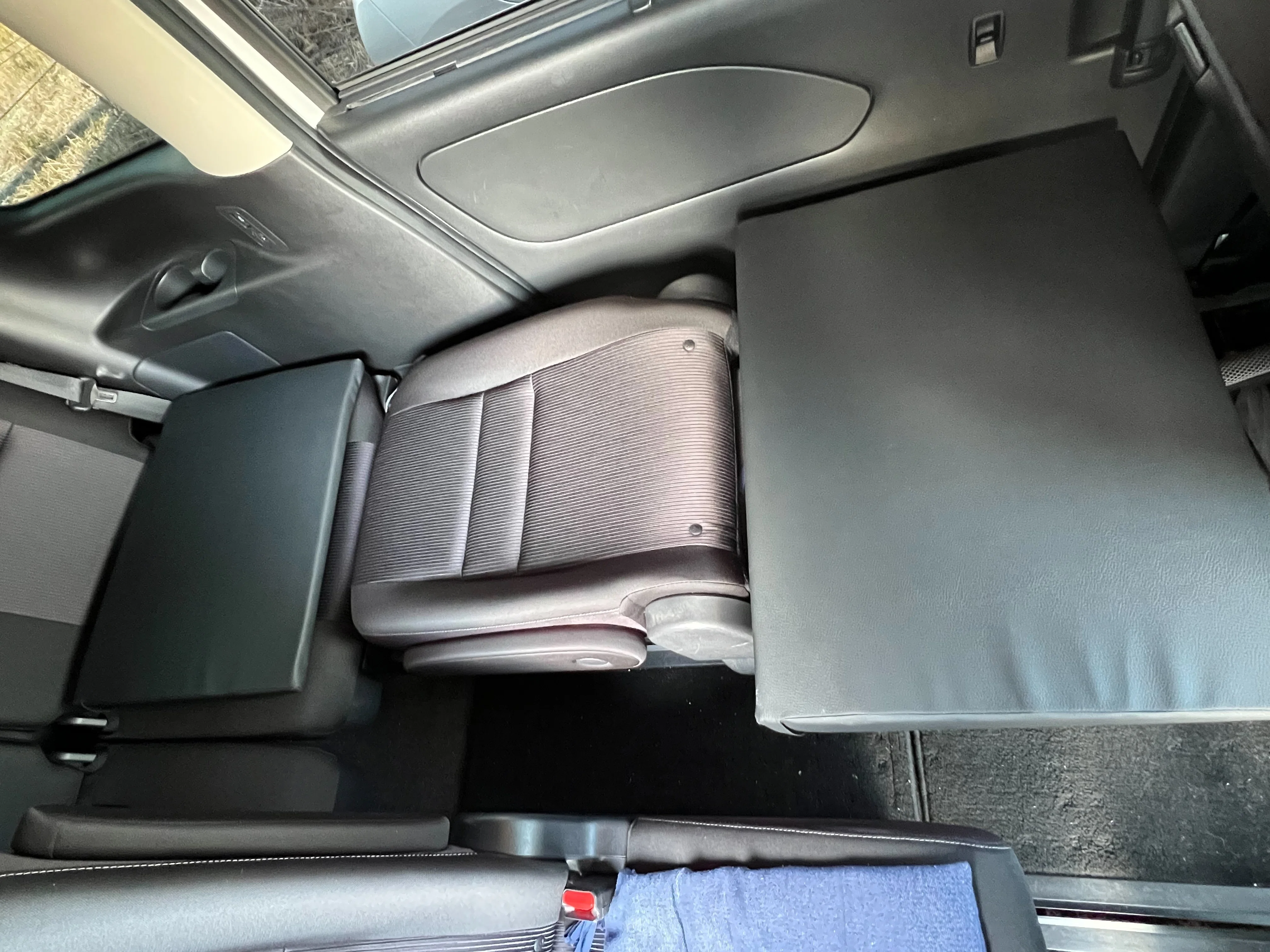 フラットマット】日産セレナC27専用シートフラットマット：快適な車