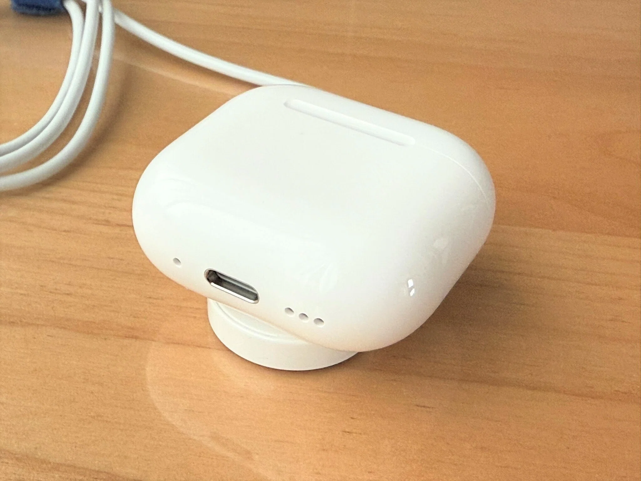 AirPods 4のノイズキャンセリングで生活が一変した｜松田ナオ