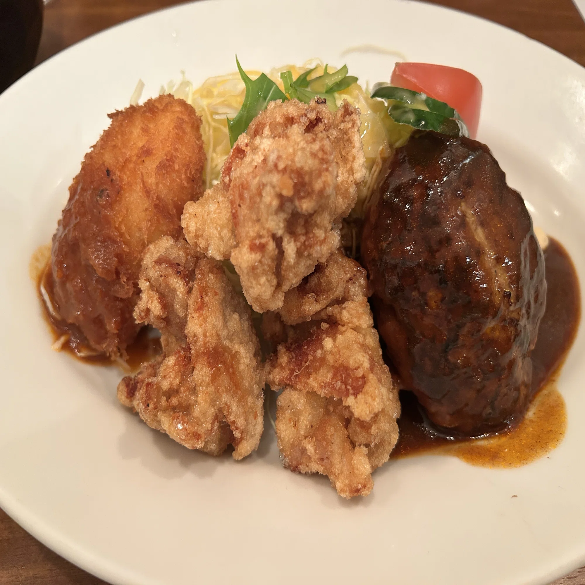 洋食好きとしては無視できない。大阪駅前第4ビルにある「欧風軒」で 