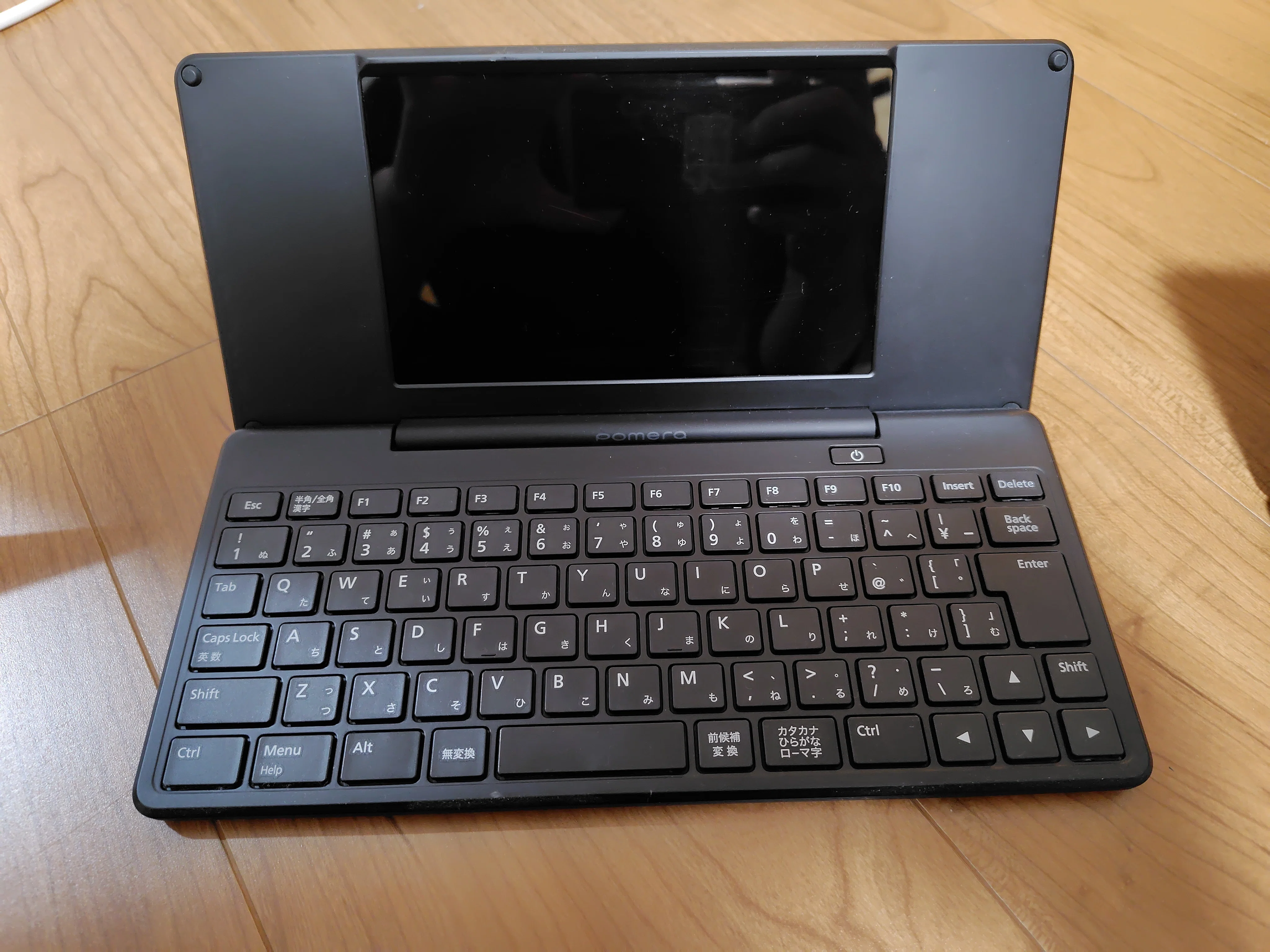 ヤフオク、メルカリで落としたポメラ一式を並べて比較してみた～2025年