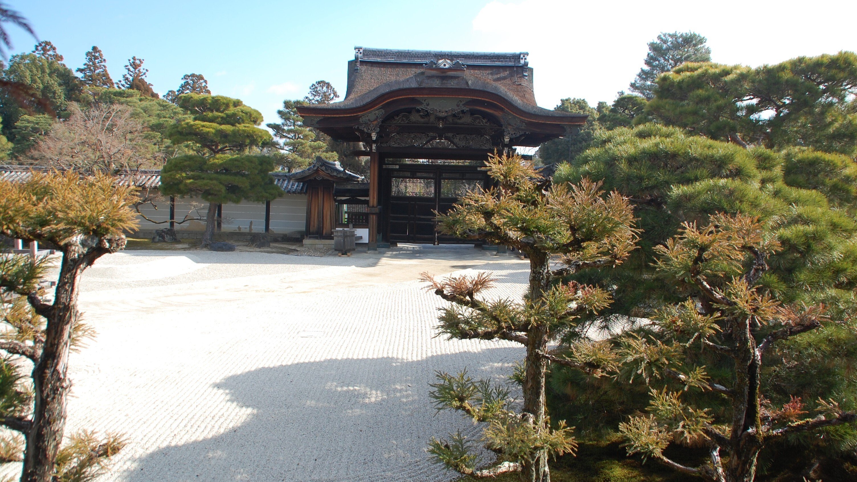 てらたびnote 京都 御室 仁和寺 第三章 御所庭園と『徒然草 てらたびnote 京都 御室 仁和寺 第三章 御所庭園と『徒然草