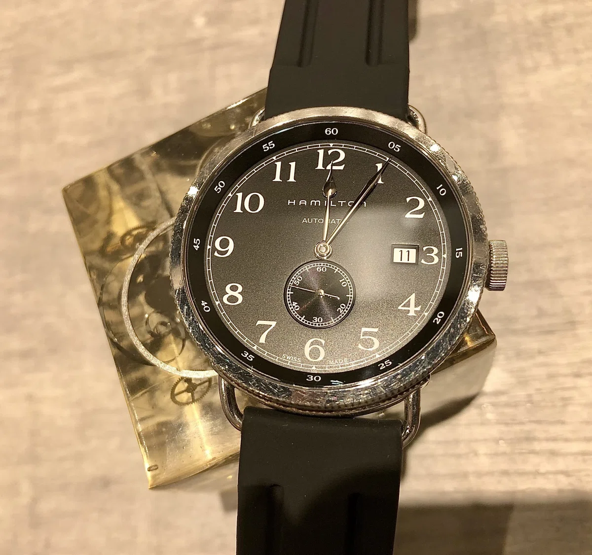 HAMILTON KHAKI AUTOMATIC ※リューズが脱落しています。（イソザキ時計 