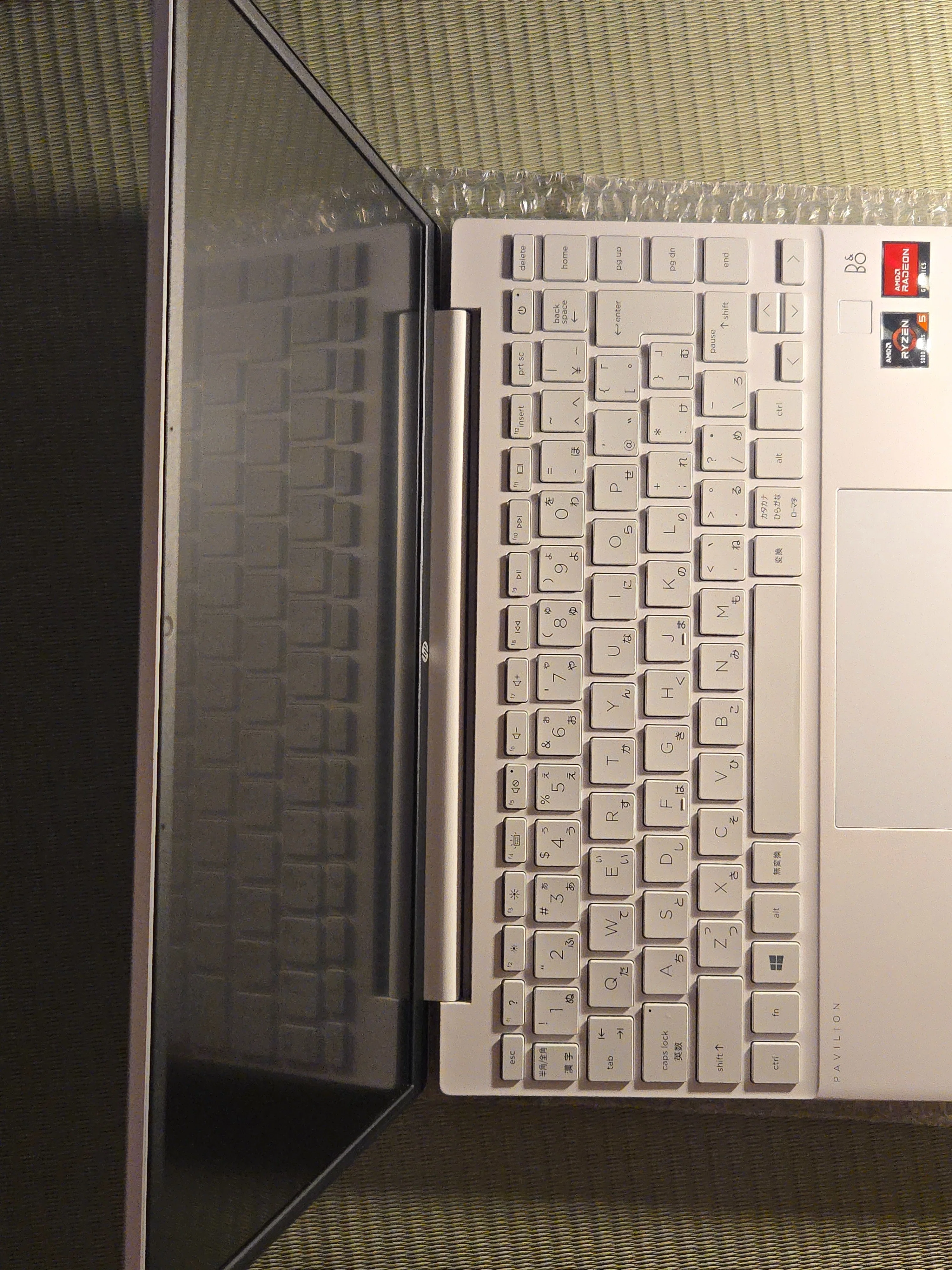 イオシスでBランクのHP Pavilion Aero 13を買った♪｜なにか