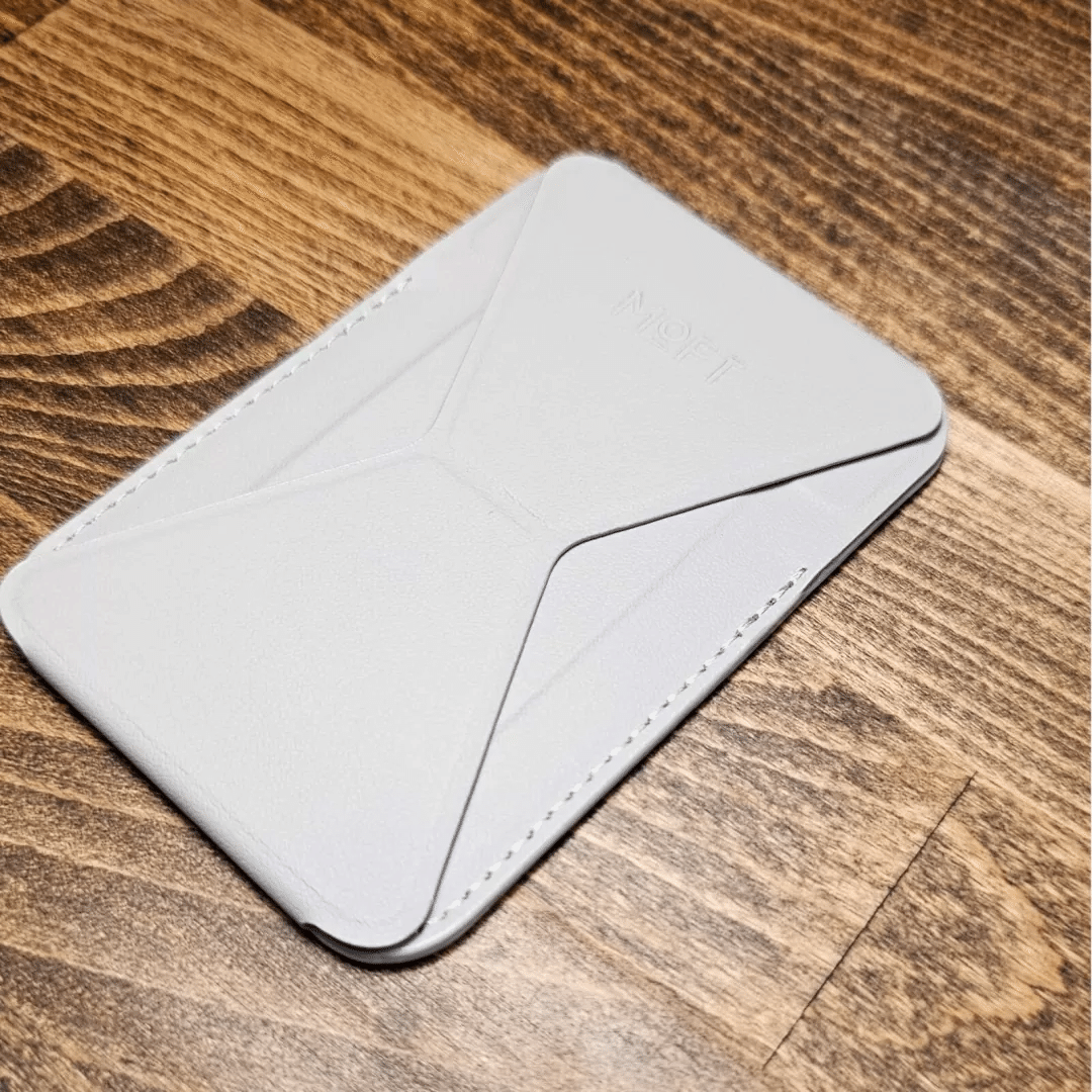 僕が普段からiPhoneに使っているケースとスマホスタンドの紹介〜MOFT