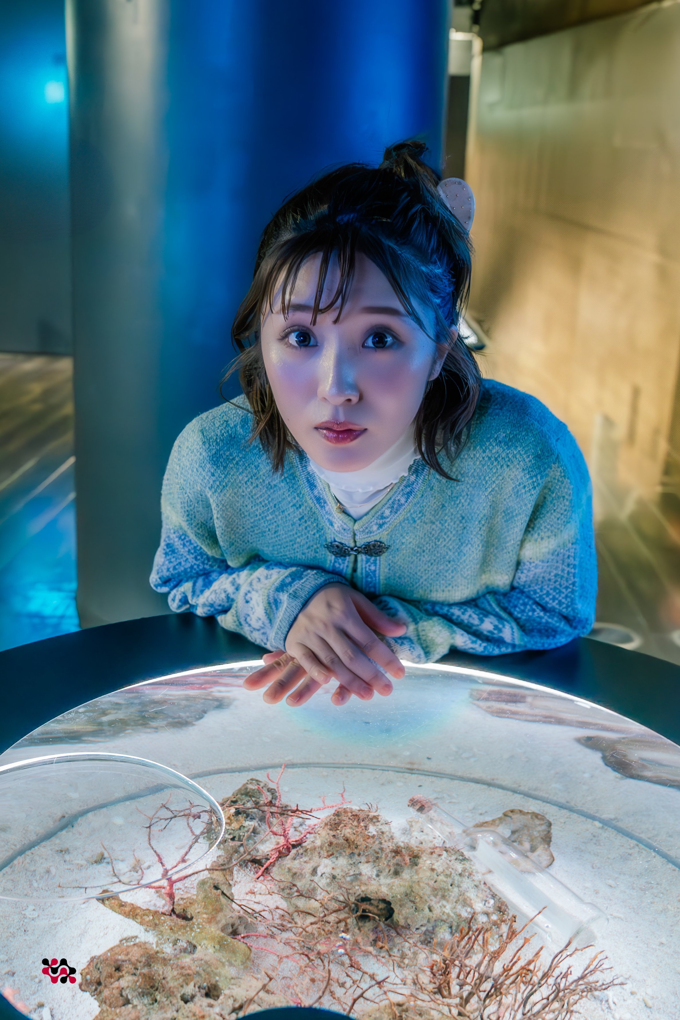 滾る感情を吐き出す（ポートレート撮影 作例の紹介）その24＠某水族館