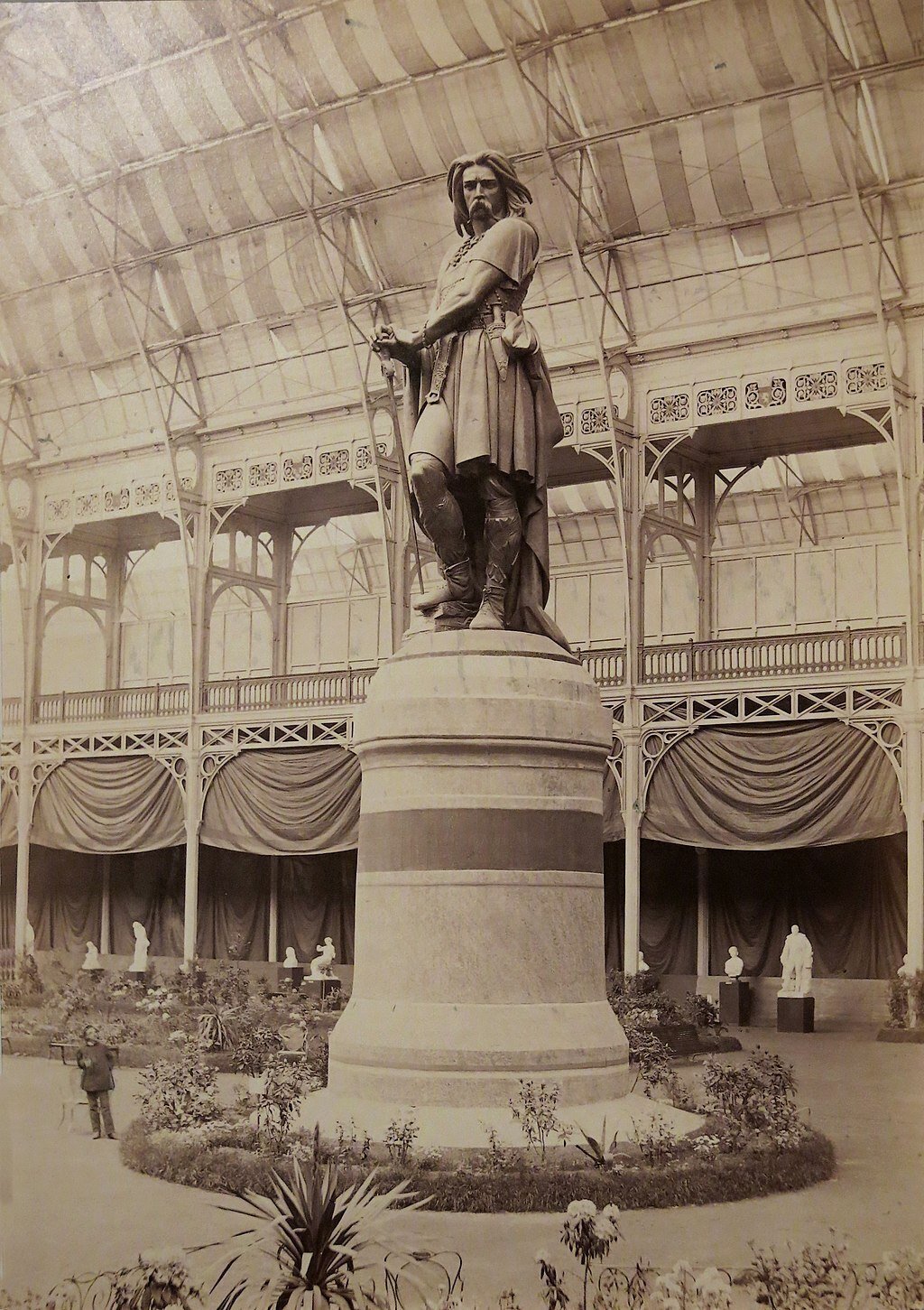 ☆大型ブロンズ像☆ 女神 銅像 葡萄を持った美しい女性像 置物