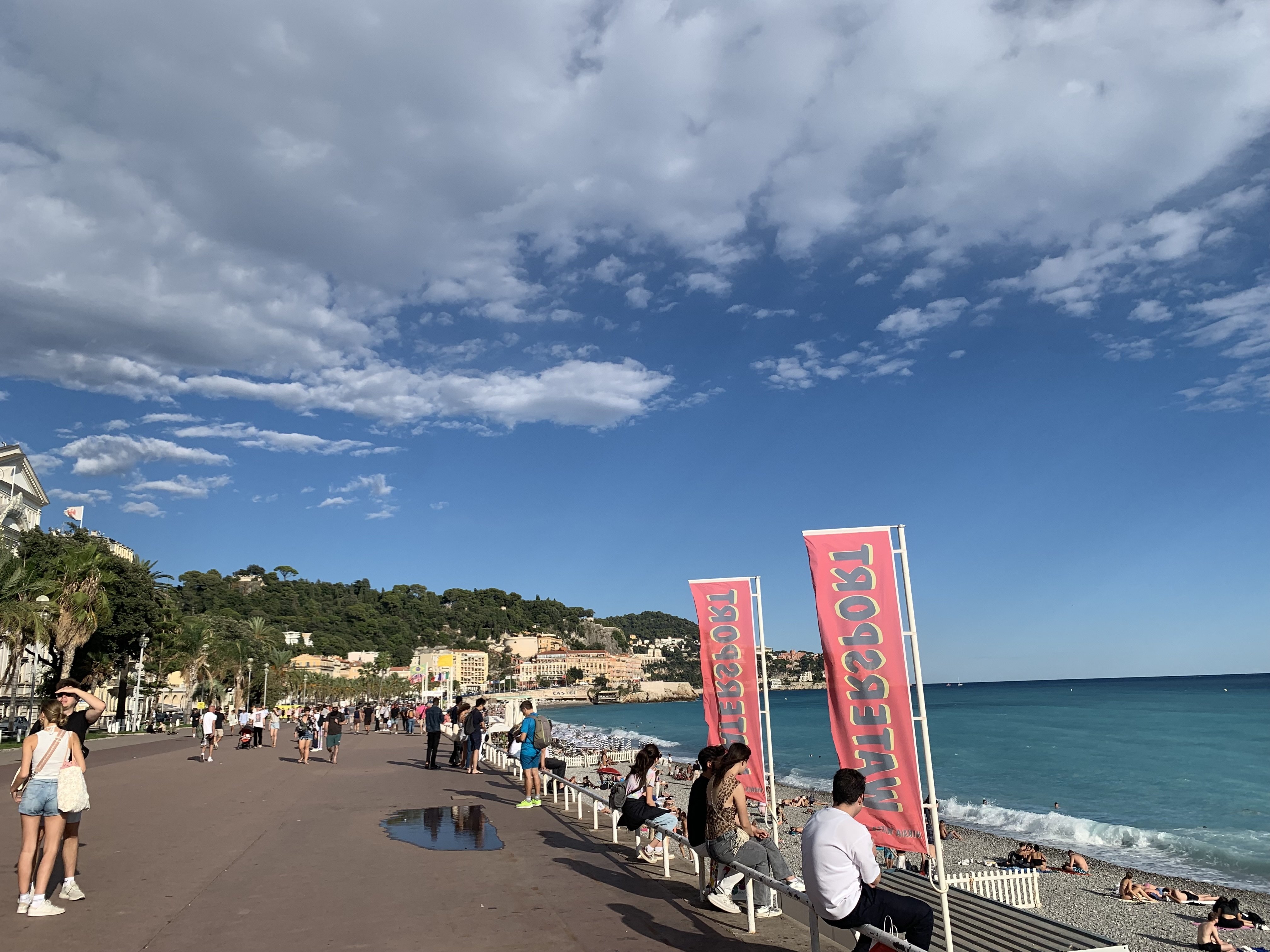 旅行記/2024年ニース🇫🇷】これぞ地中海!な青が眩しいリゾート地｜けい