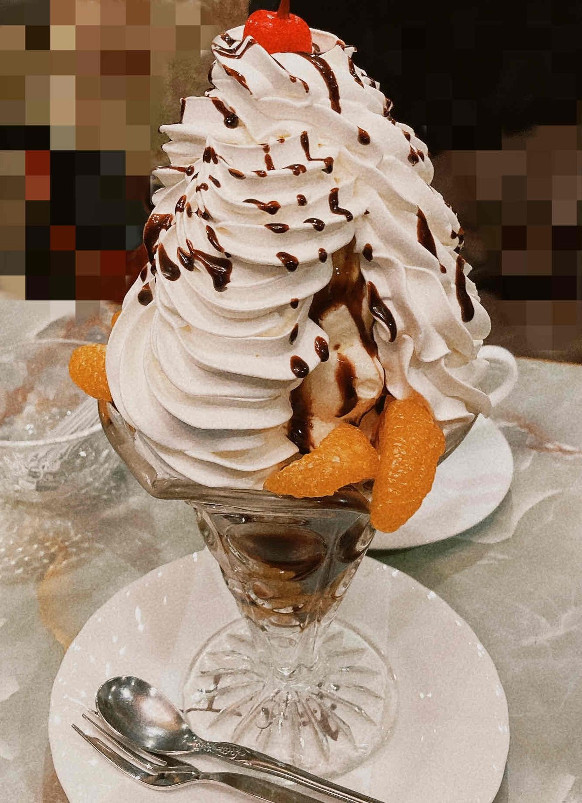 王城のチョコレートパフェ