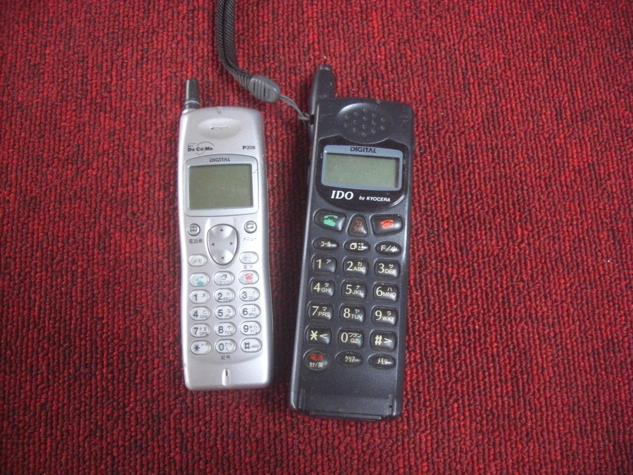 昔の携帯電話 IDO ジャンク品