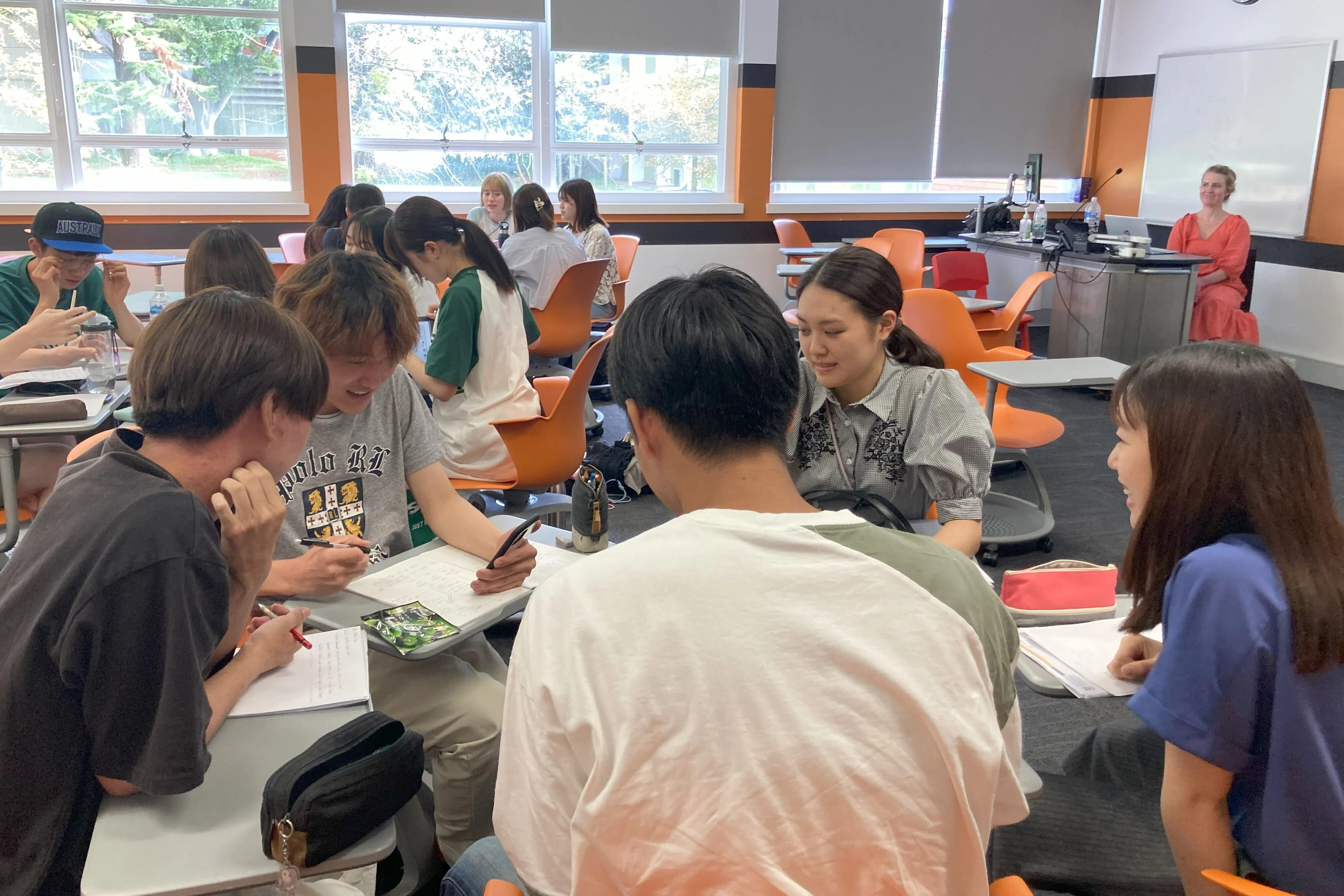 憧れの海外へ――“入門編”は大学の講義と短期留学がセットになった「短期