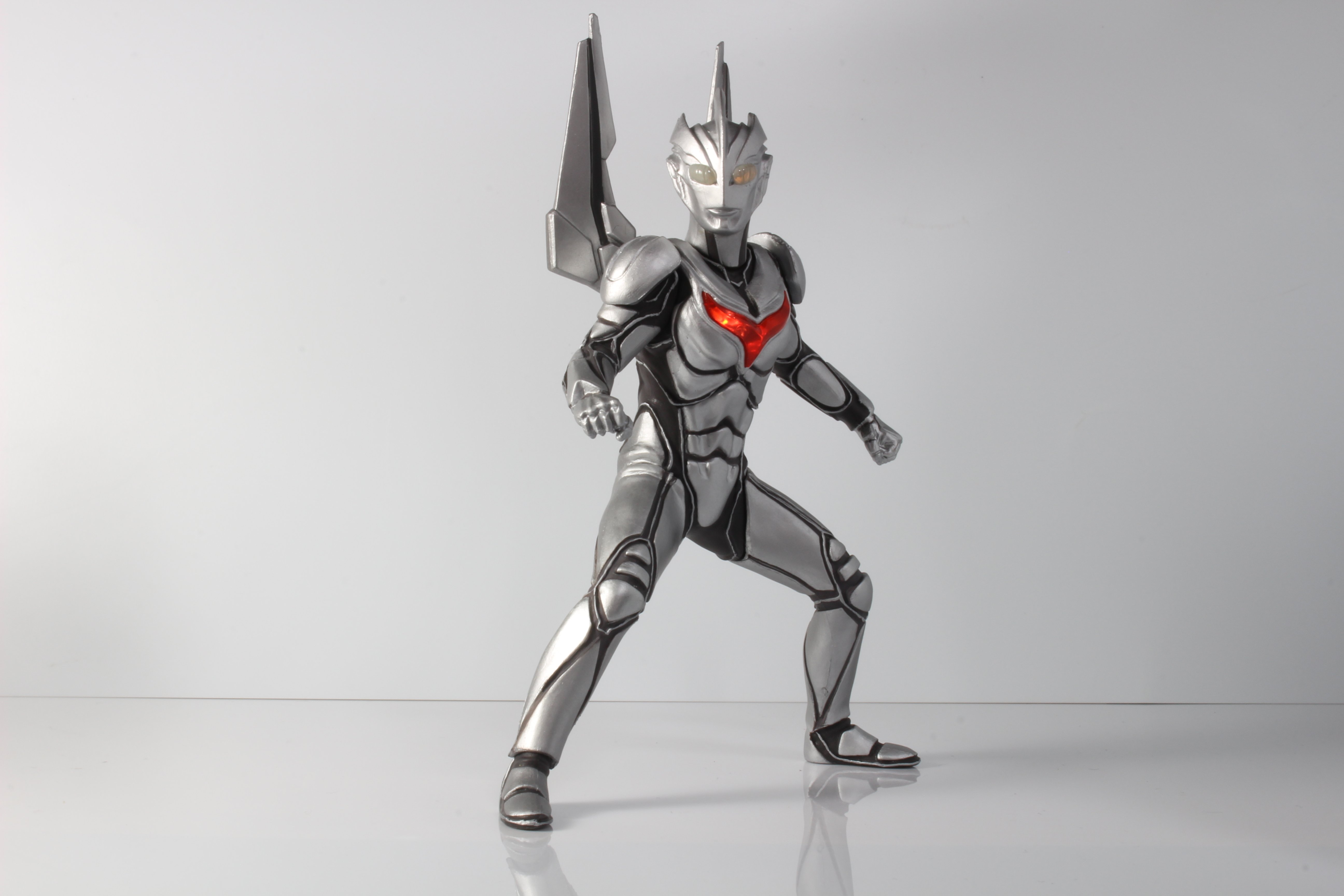 アルティメットルミナス ウルトラマンノア ダークザギ – 円谷