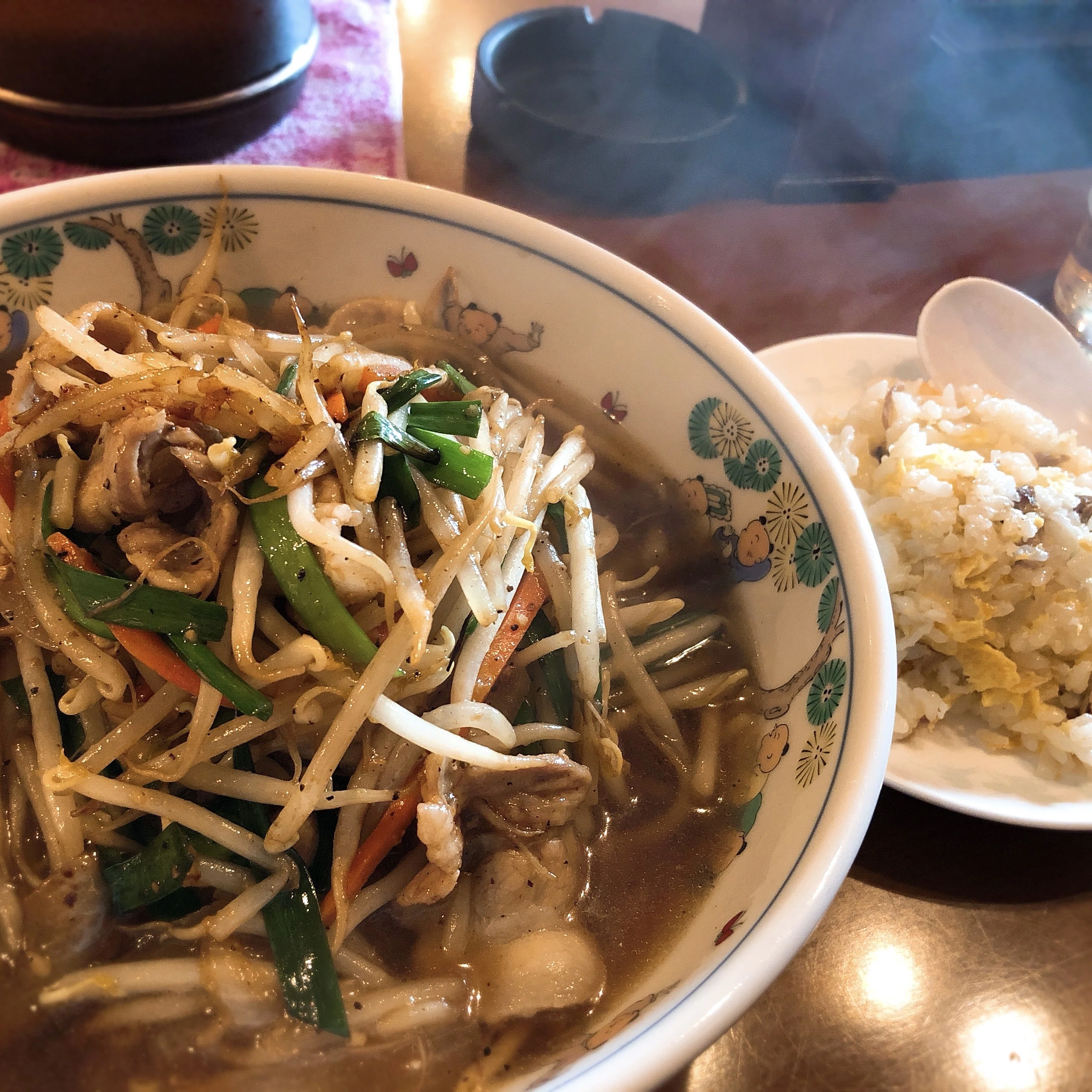 社畜飯：週替りサービスメニューBのもやしラーメン+半チャーハン@溜池