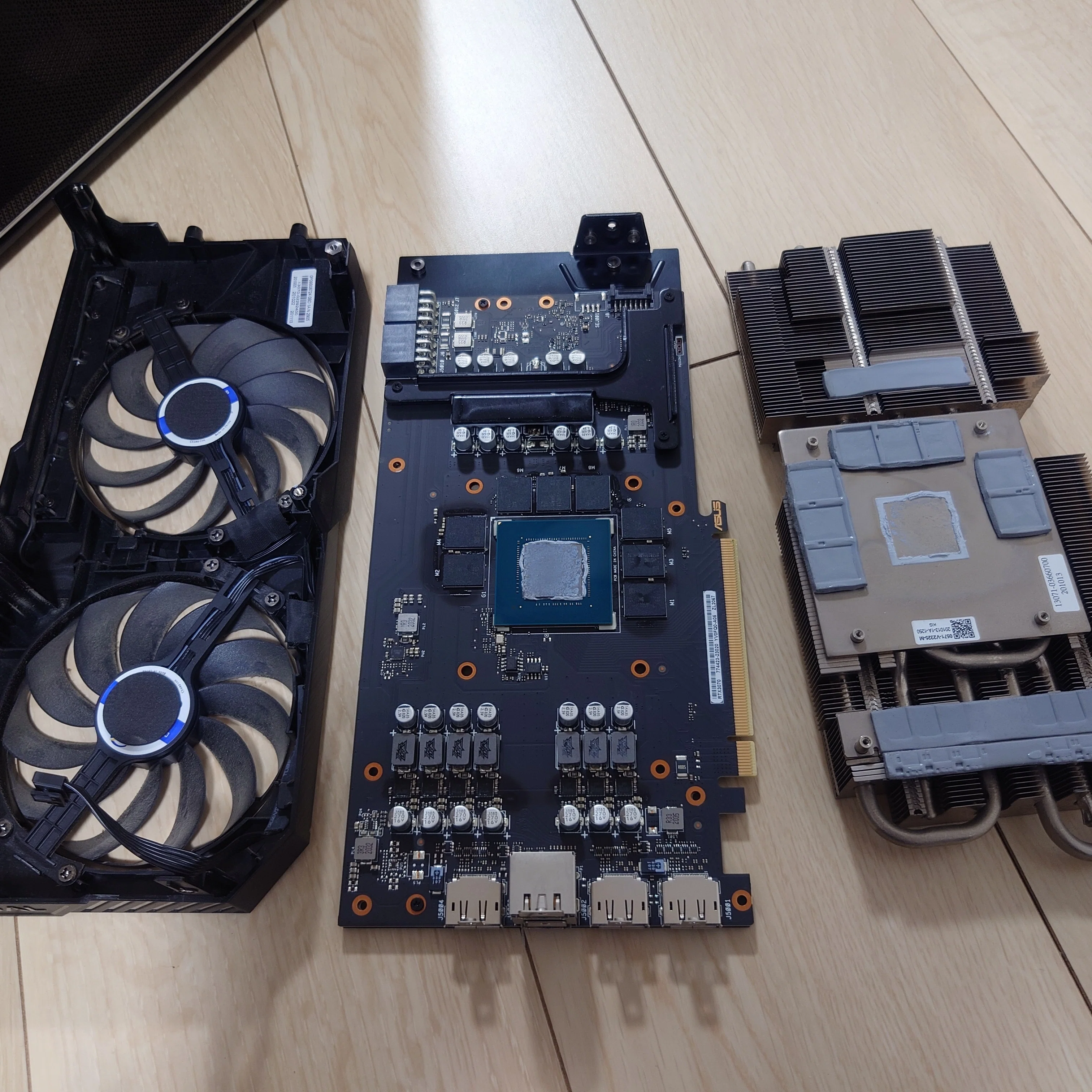 ※Ｘ　RTX 3070 グリス、パッド交換済み グラボのサーマルパッド交換 | タイムイズマネー