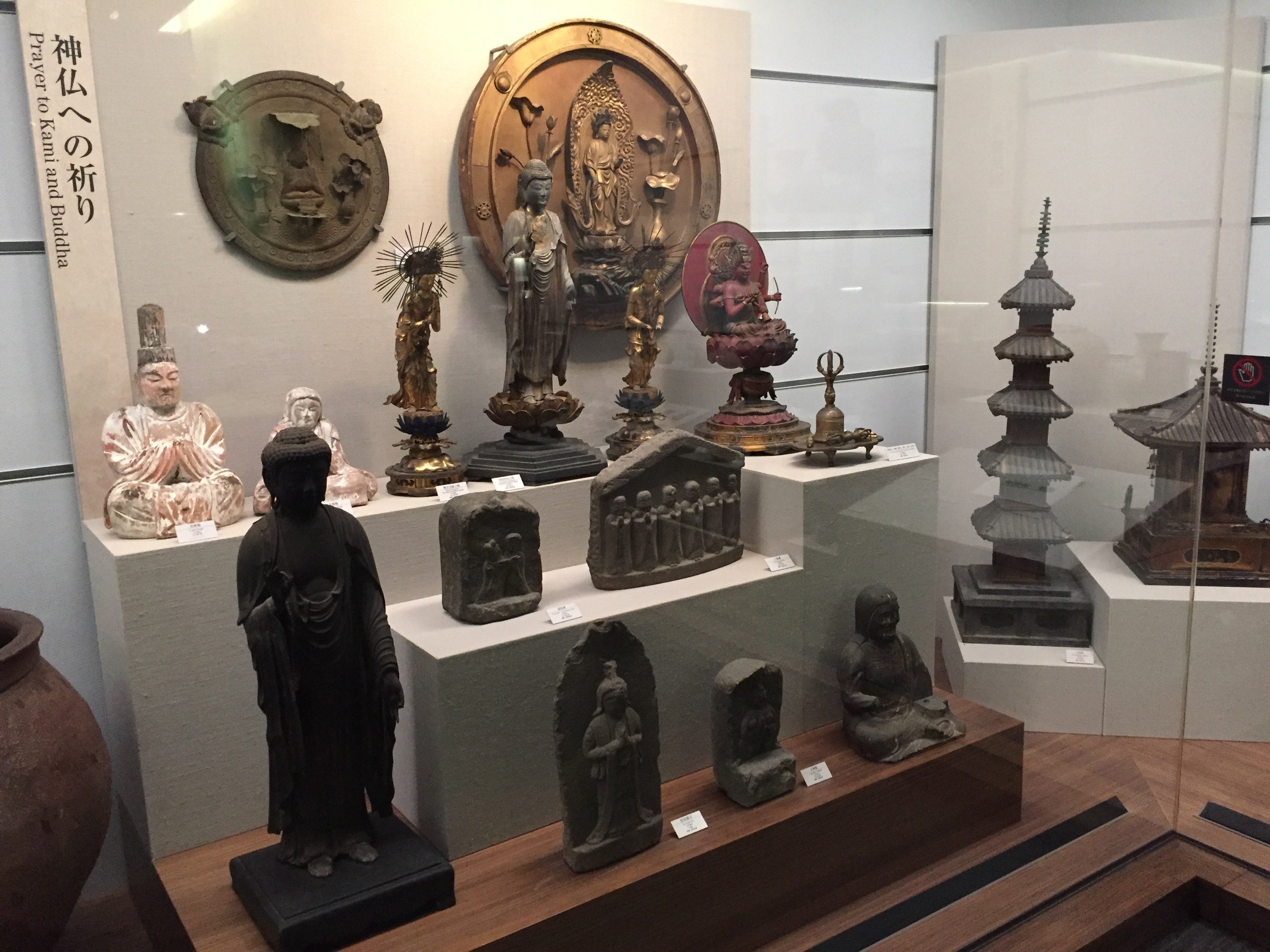 すごい博物館009】國學院大学博物館：埴輪や土器がズラリ神道の