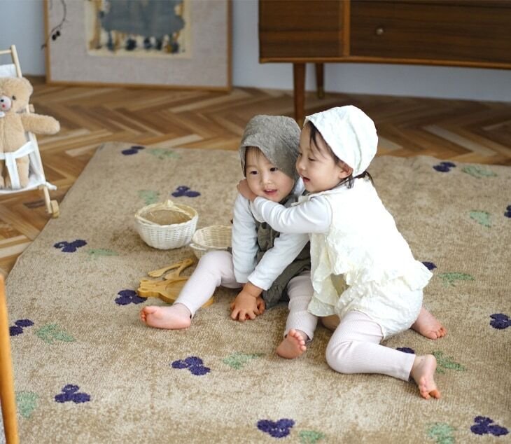 思わず一目惚れ！ブルーベリーモチーフのラグ、マット｜cucan 商品紹介