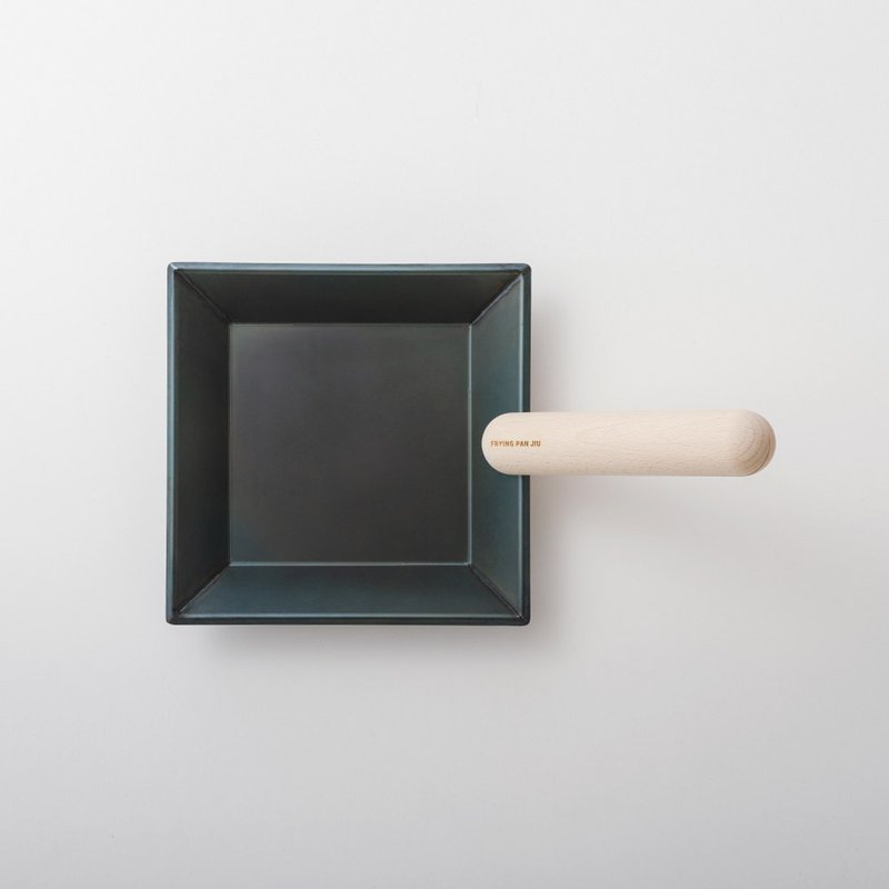 四角 パンを焼く