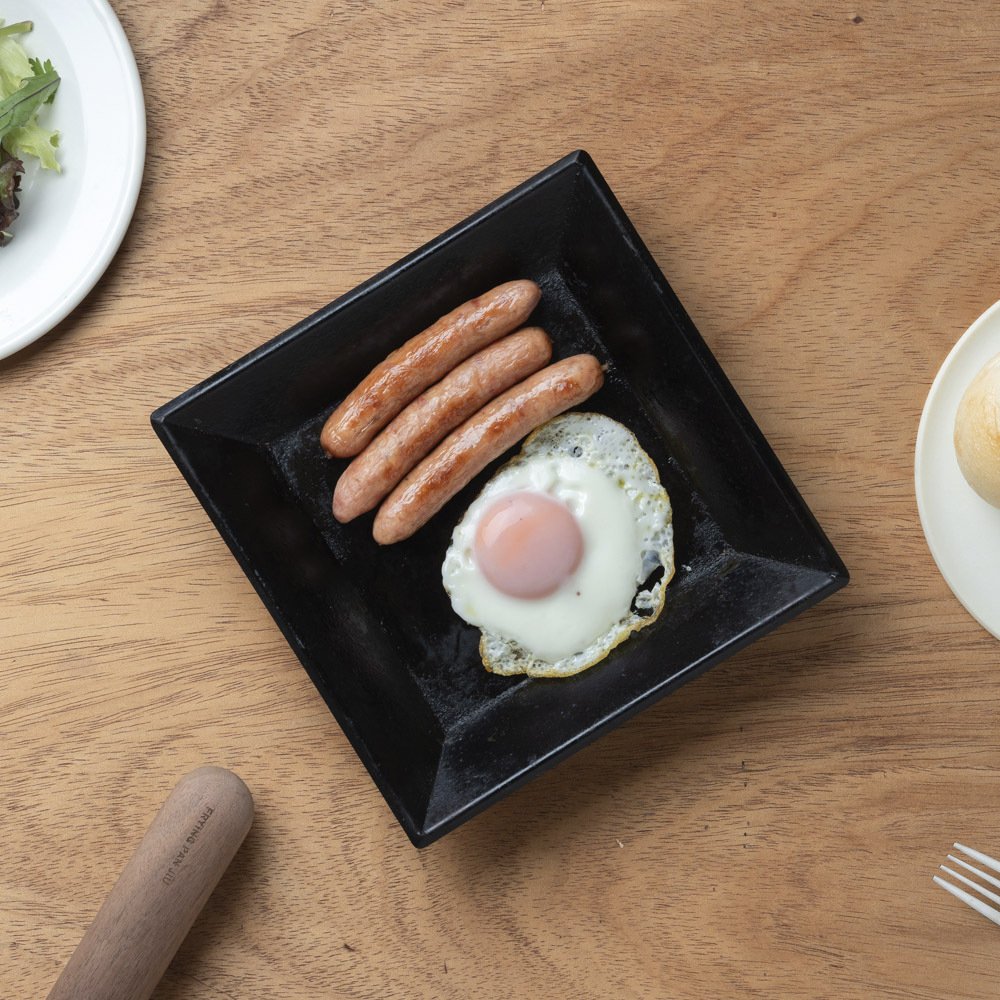 目玉焼きとウインナー