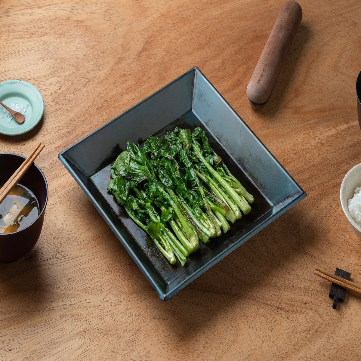 餃子を並べて焼く