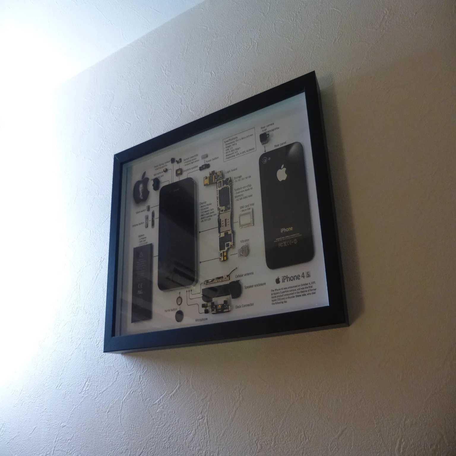 iPhone 4S 分解アートの製作｜tr-kiyo