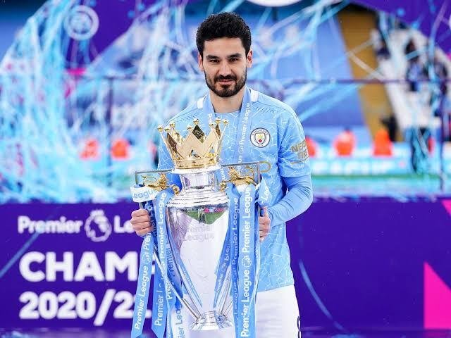 直筆サイン入り写真 イルカイギュンドアン マンチェスターシティFC SA鑑定済 Amazon.co.jp: 直筆サイン入り写真 イルカイギュンドアン