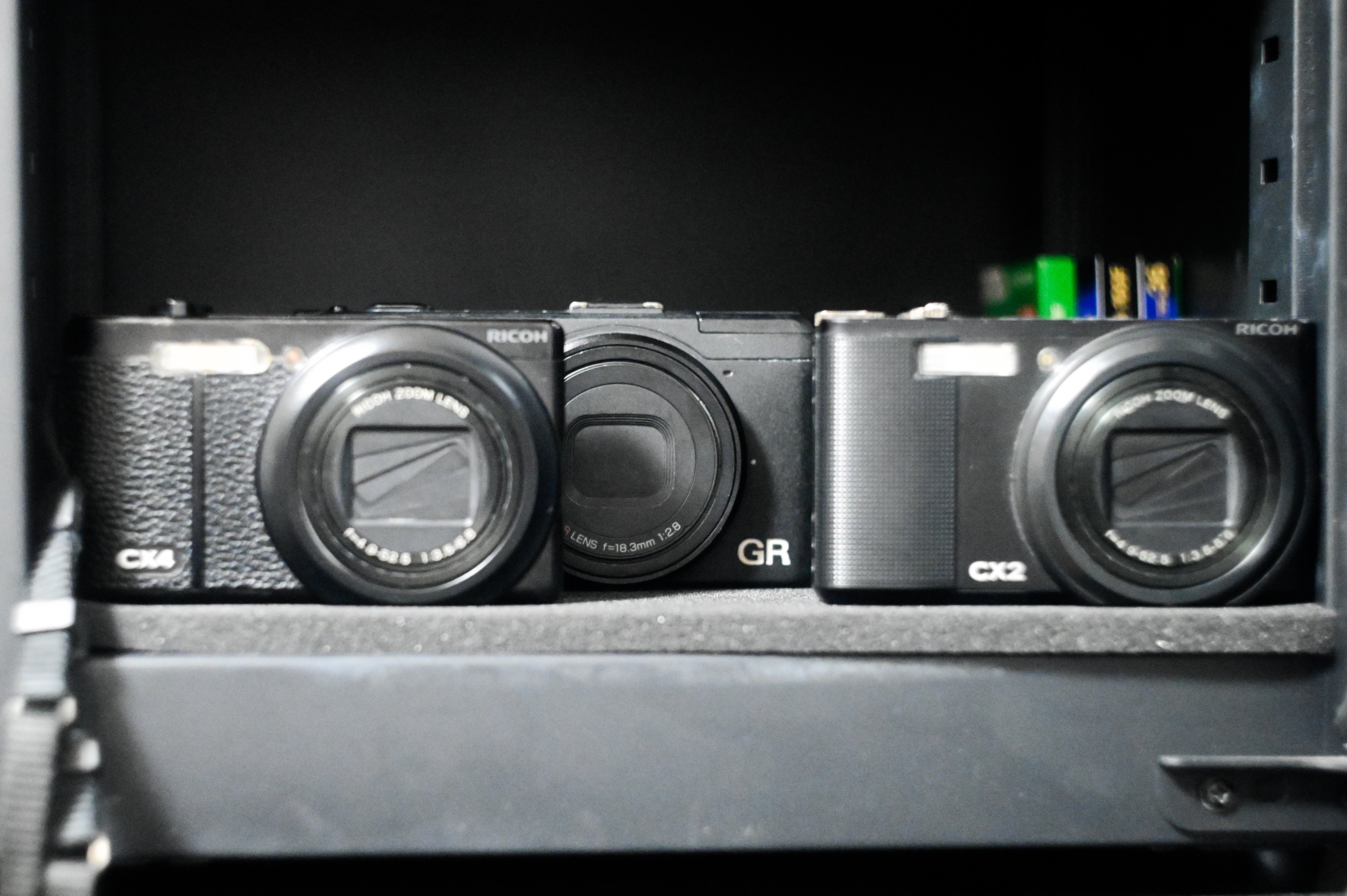 RICOHのオールドコンデジCXシリーズのハイコントラスト白黒は今 RICOHのオールドコンデジCXシリーズのハイコントラスト白黒は今