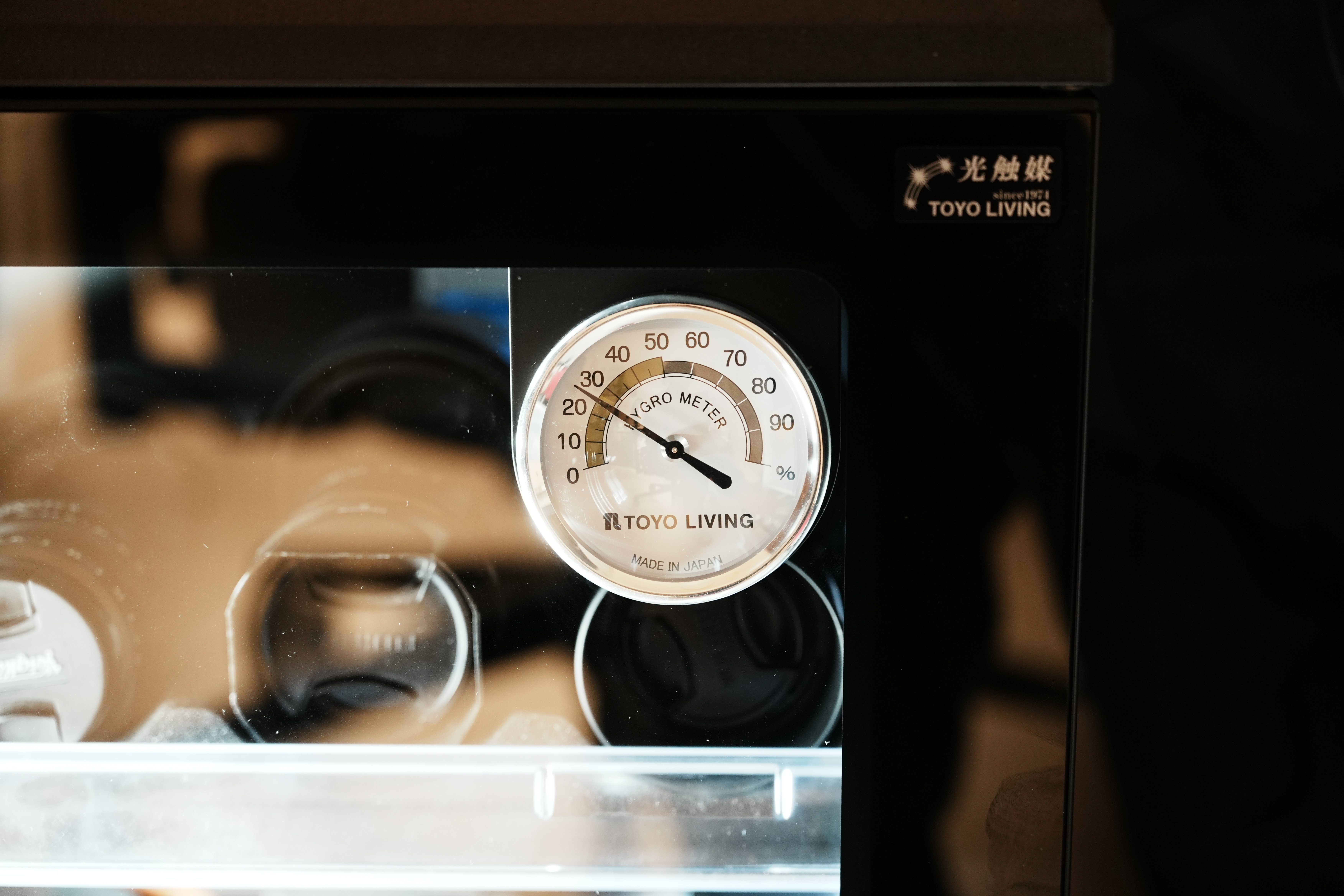 ついに防湿庫を導入|Nix ついに防湿庫を導入|Nix