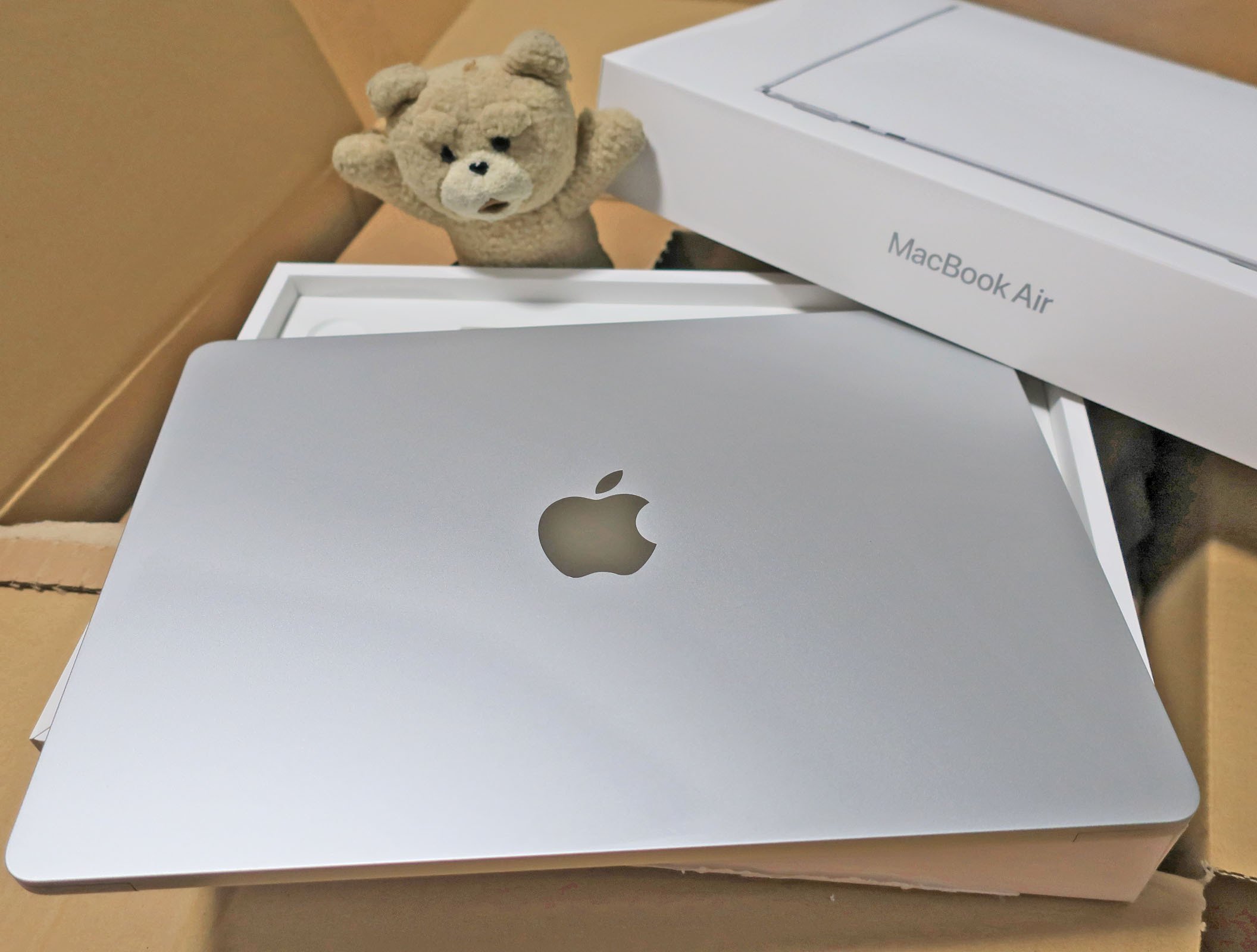 MacBookAir導入レビュー】すべての動作が高速になり、特に動画