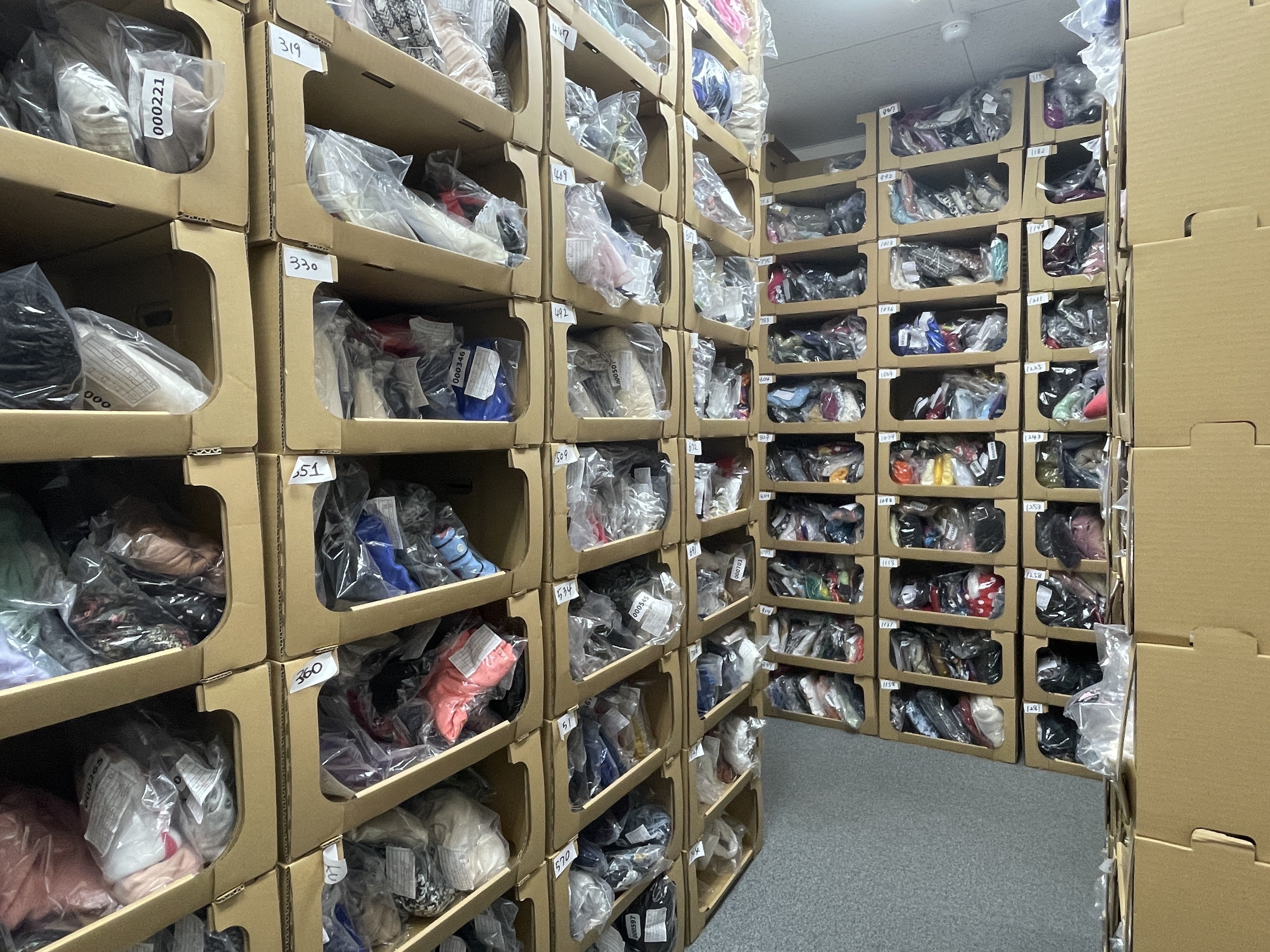 徹底解説】古着卸から仕入れた古着の在庫保管方法【写真あり】｜古着卸