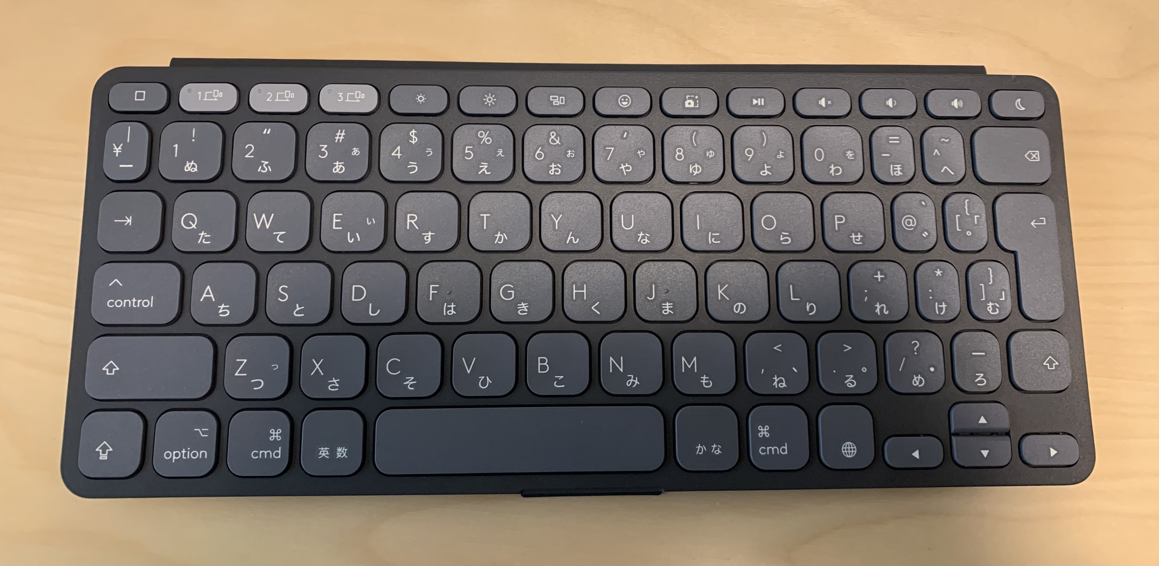 Logitech ワイヤレスキーボード 日本語レイアウト 低背仕様で10キーレスのゲーマー向けワイヤレスキーボード「G913