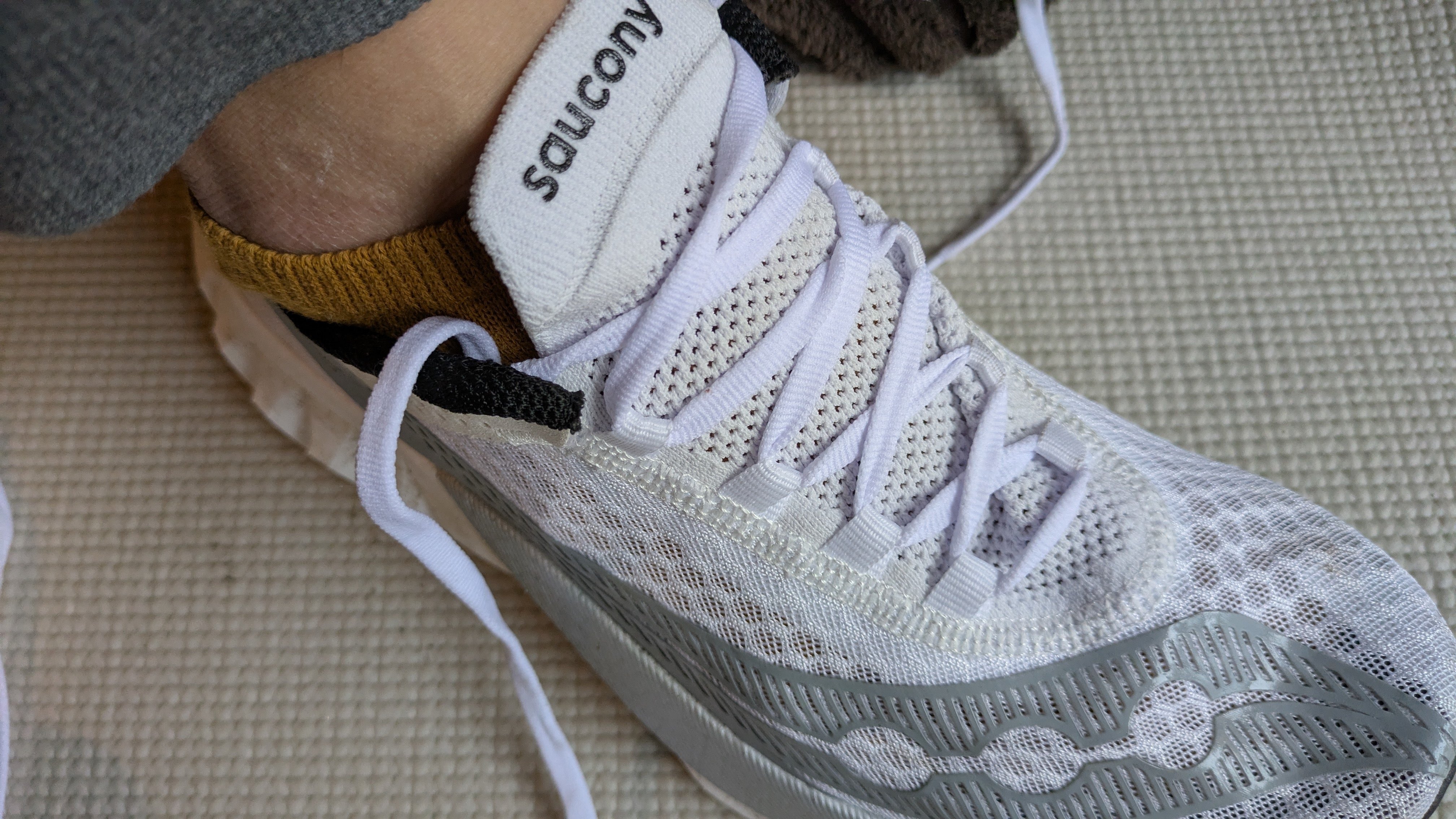 シューズ紹介③ Saucony /Endorphin Pro4|砂 シューズ紹介③ Saucony /Endorphin Pro4|砂