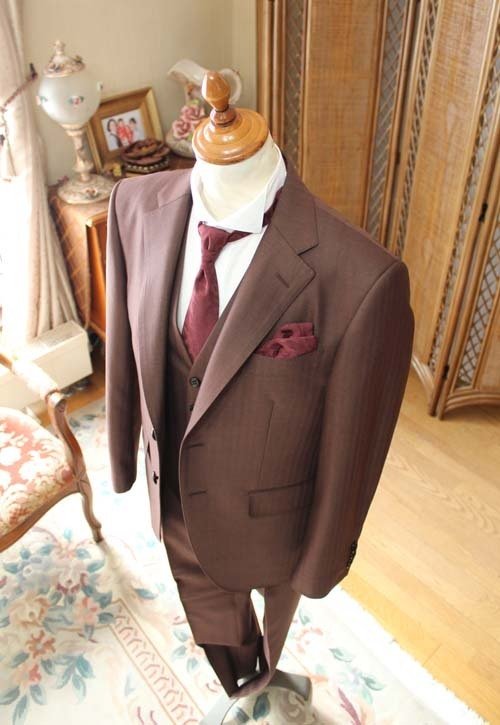 ★ エルメネジルドゼニア 　ソフト★ダンディーなブラウンの柔らかな生地のコーデュロイジャケット52 /L/LL ERMENEGILDO ZEGNA社製生地 (14Microns)ブラウン系 ⁄ ストライプ