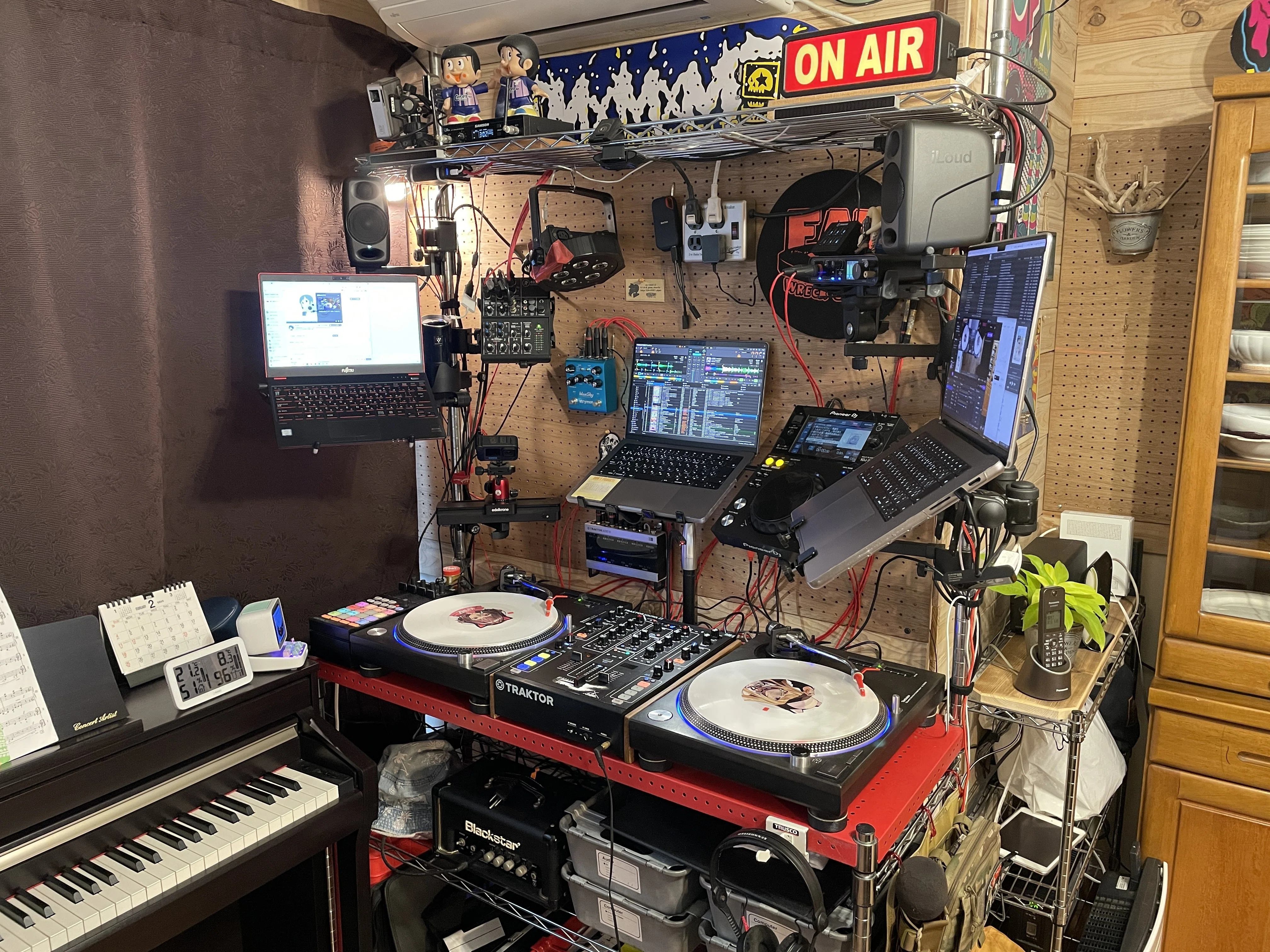 DJブース構築奮闘記 〜10年に渡る試行錯誤の末路〜 ➃スチールラックDJ