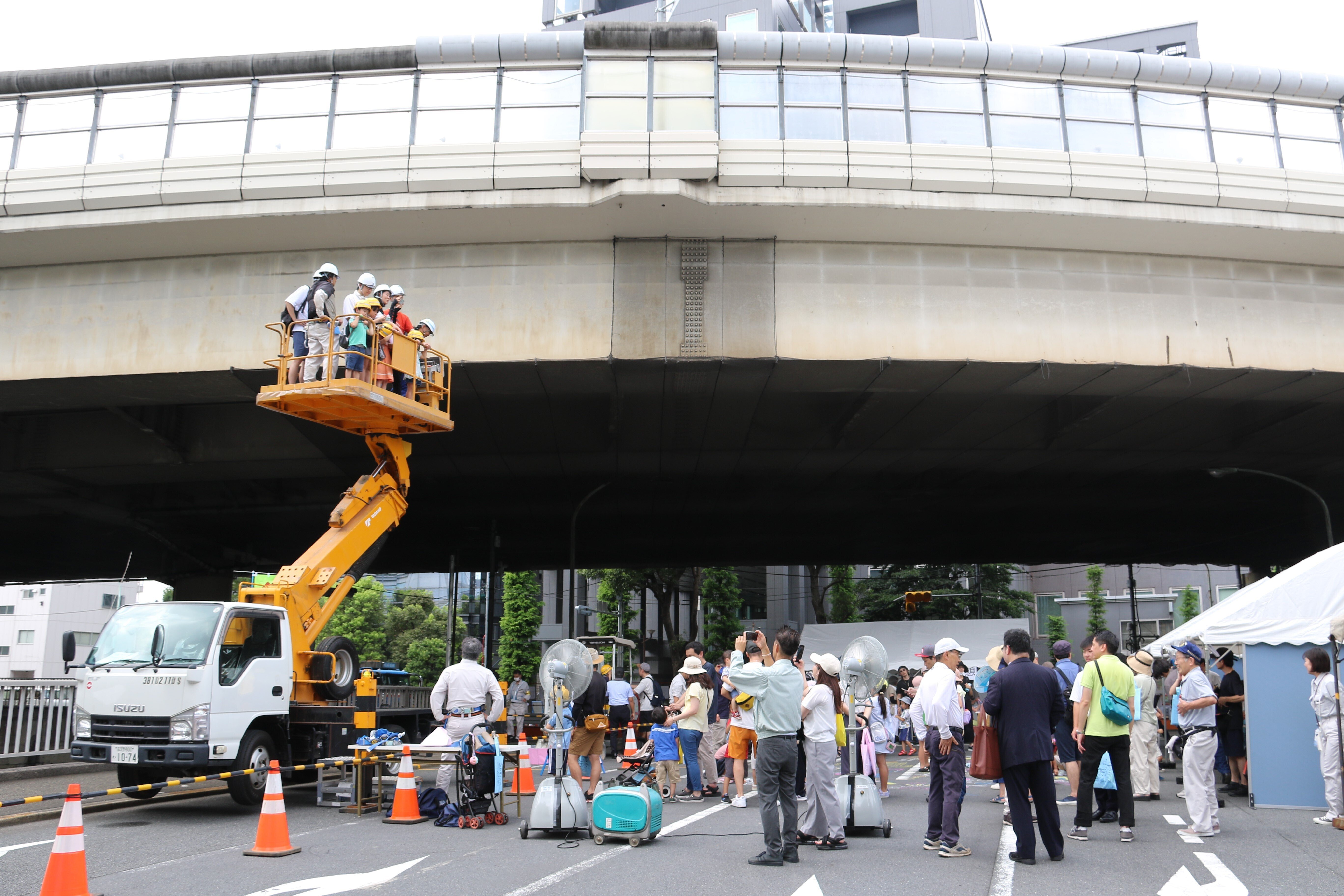 都電のきれいな遺構が見つかりました｜東京都庁