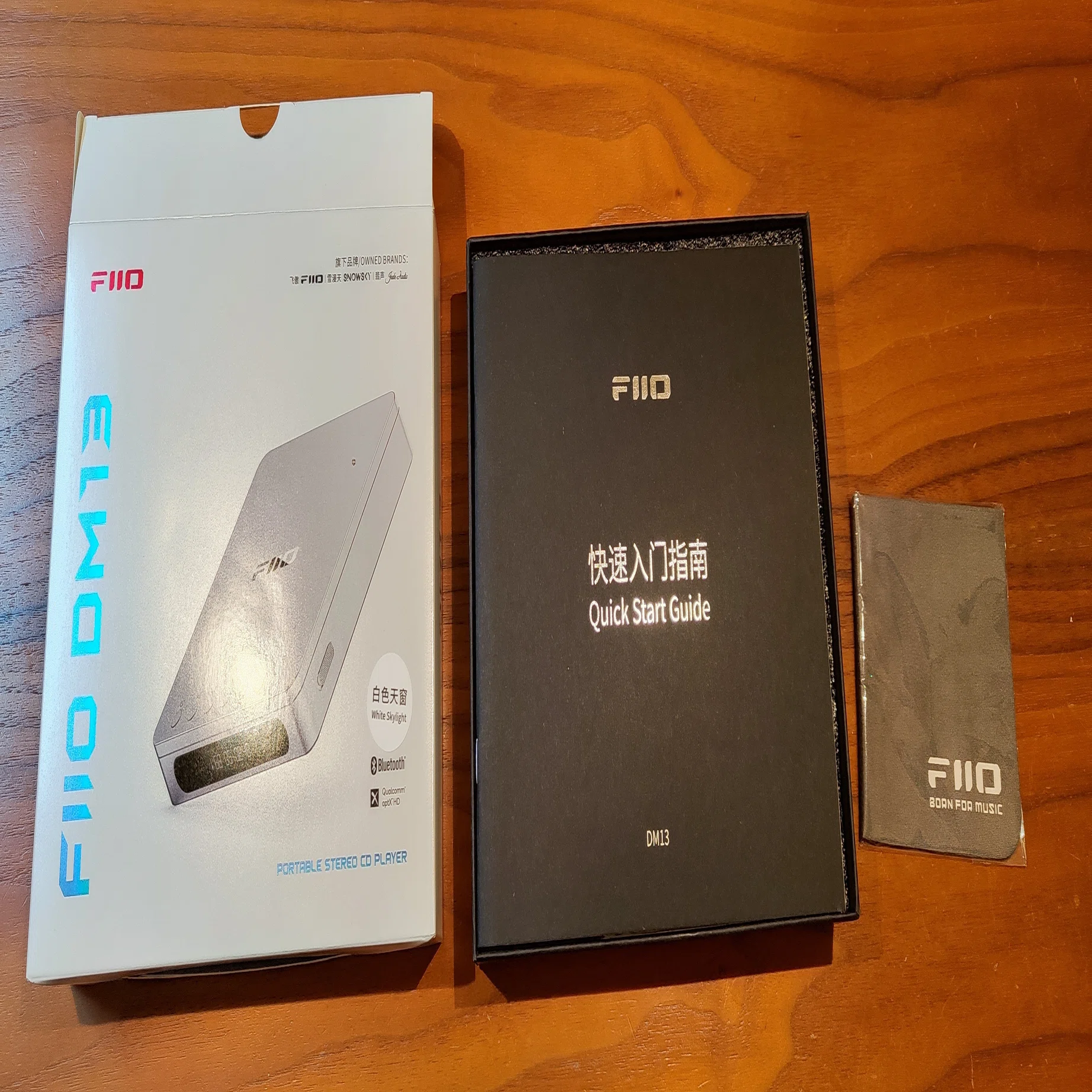 2/7発売》 FIIO ポータブル CDプレーヤー DM13BT Transparent 透明 